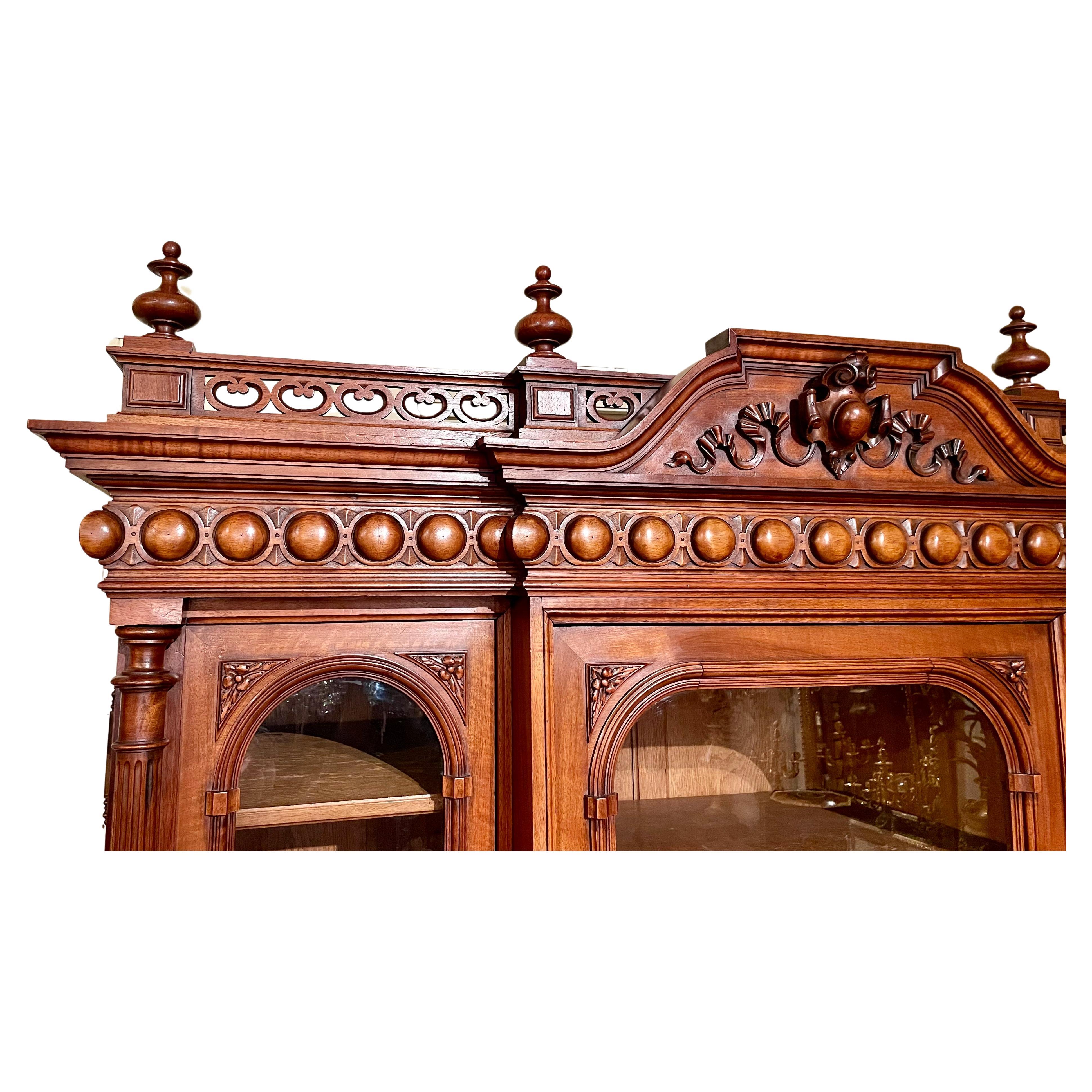 Antique 19th Century French Walnut Cabinet. In Good Condition For Sale In New Orleans, LA
