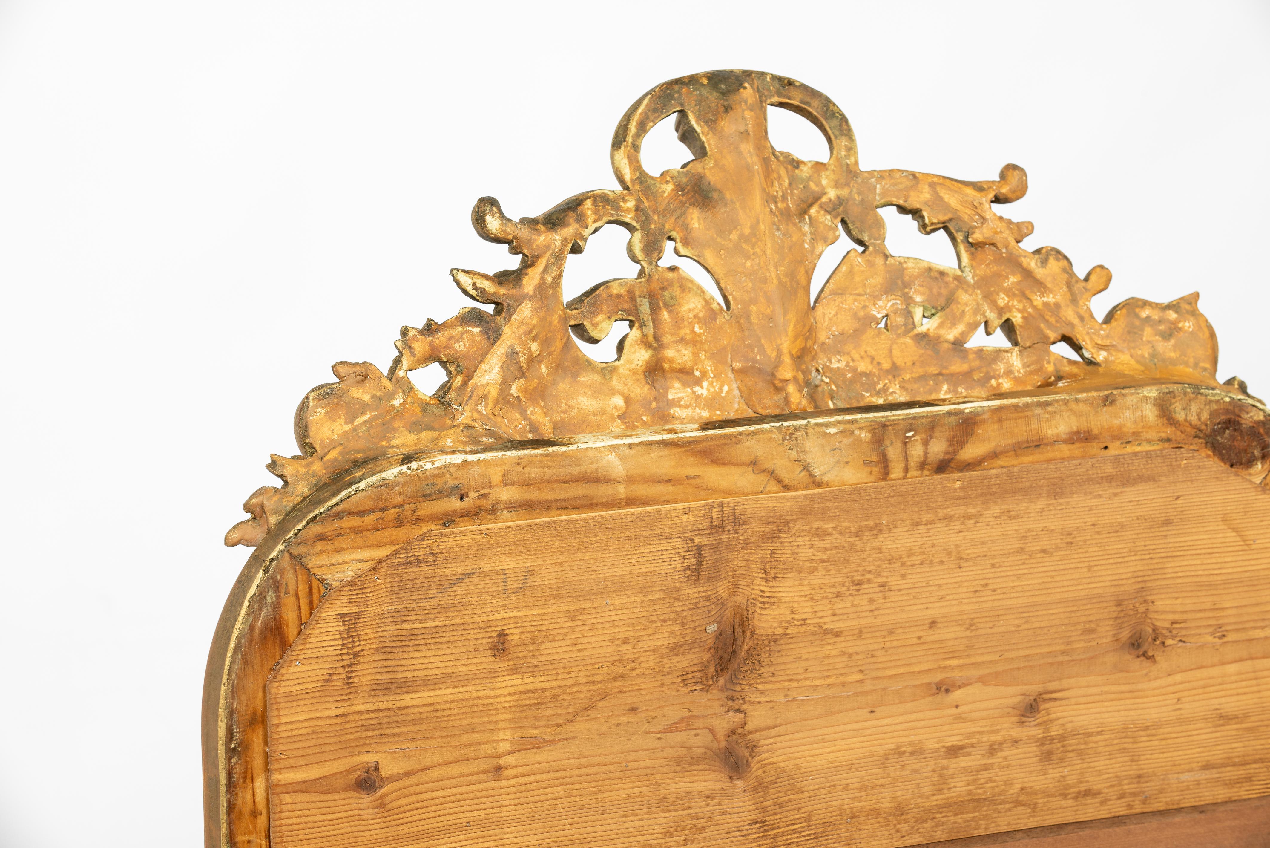 Antique 19th Century French Worn Gold Leaf Gilt Louis Philippe Mirror with Crest For Sale 2