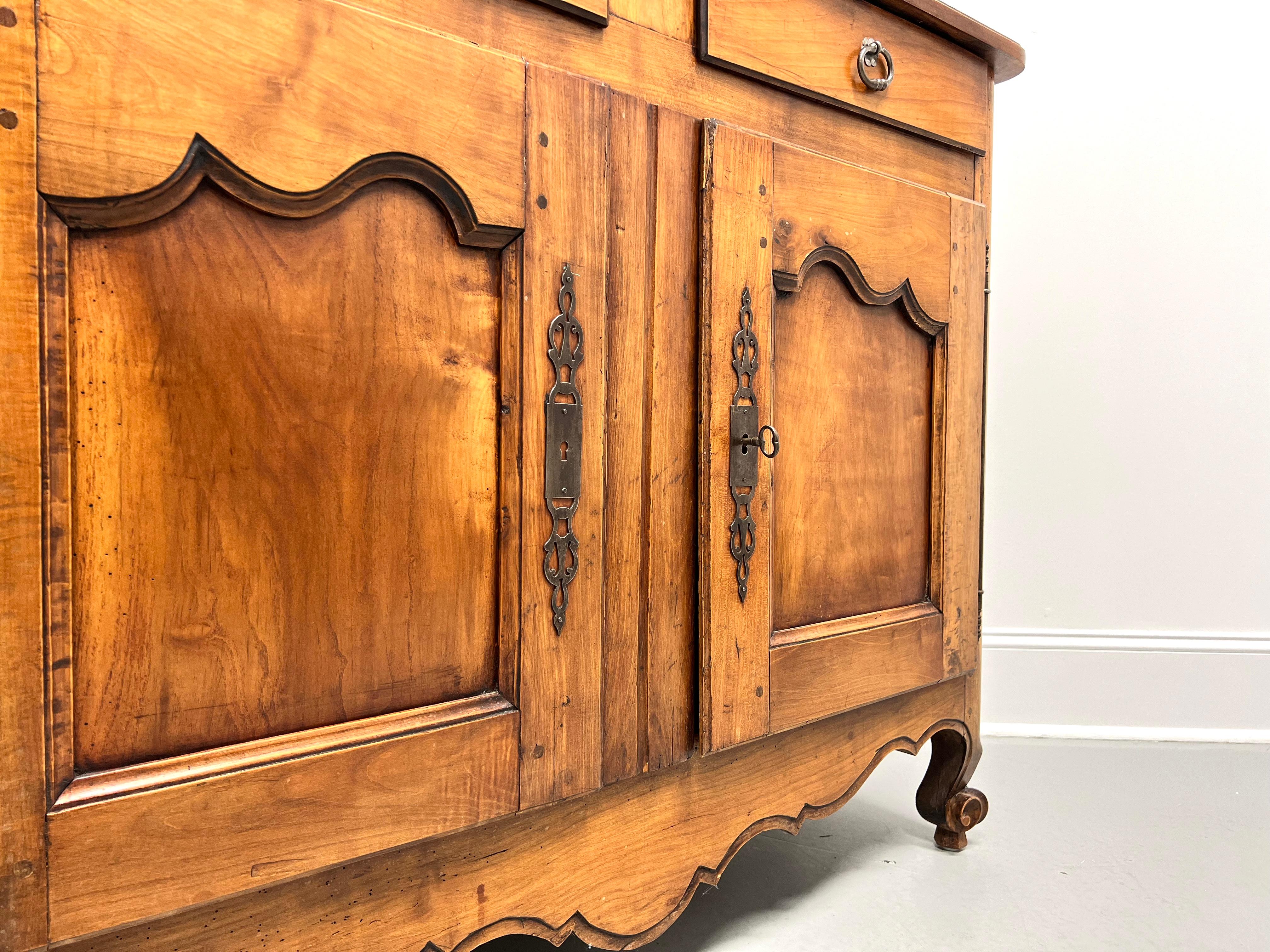 Antique 19th Century Fruitwood French Louis XV Buffet For Sale 6