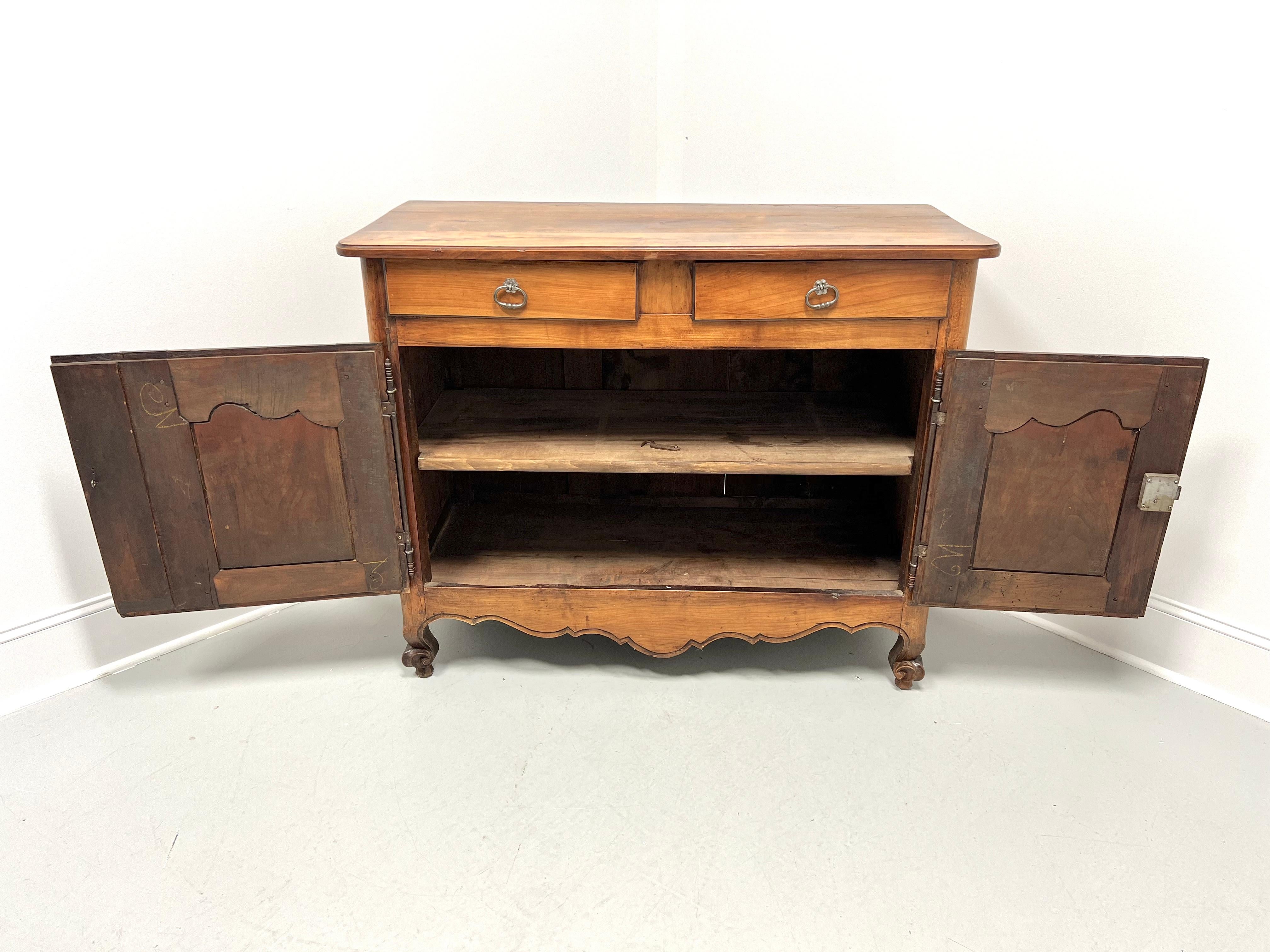Antique 19th Century Fruitwood French Louis XV Buffet For Sale 3