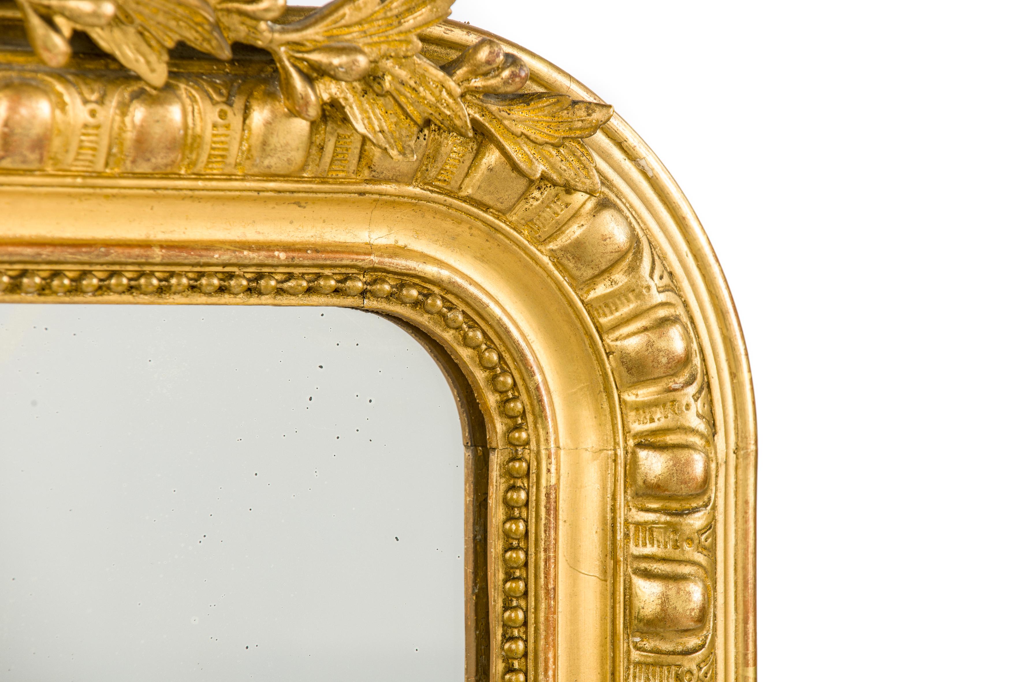 Polished Antique 19th-Century Gadrooned French Gold Leaf Gilt Louis Philippe Mirror