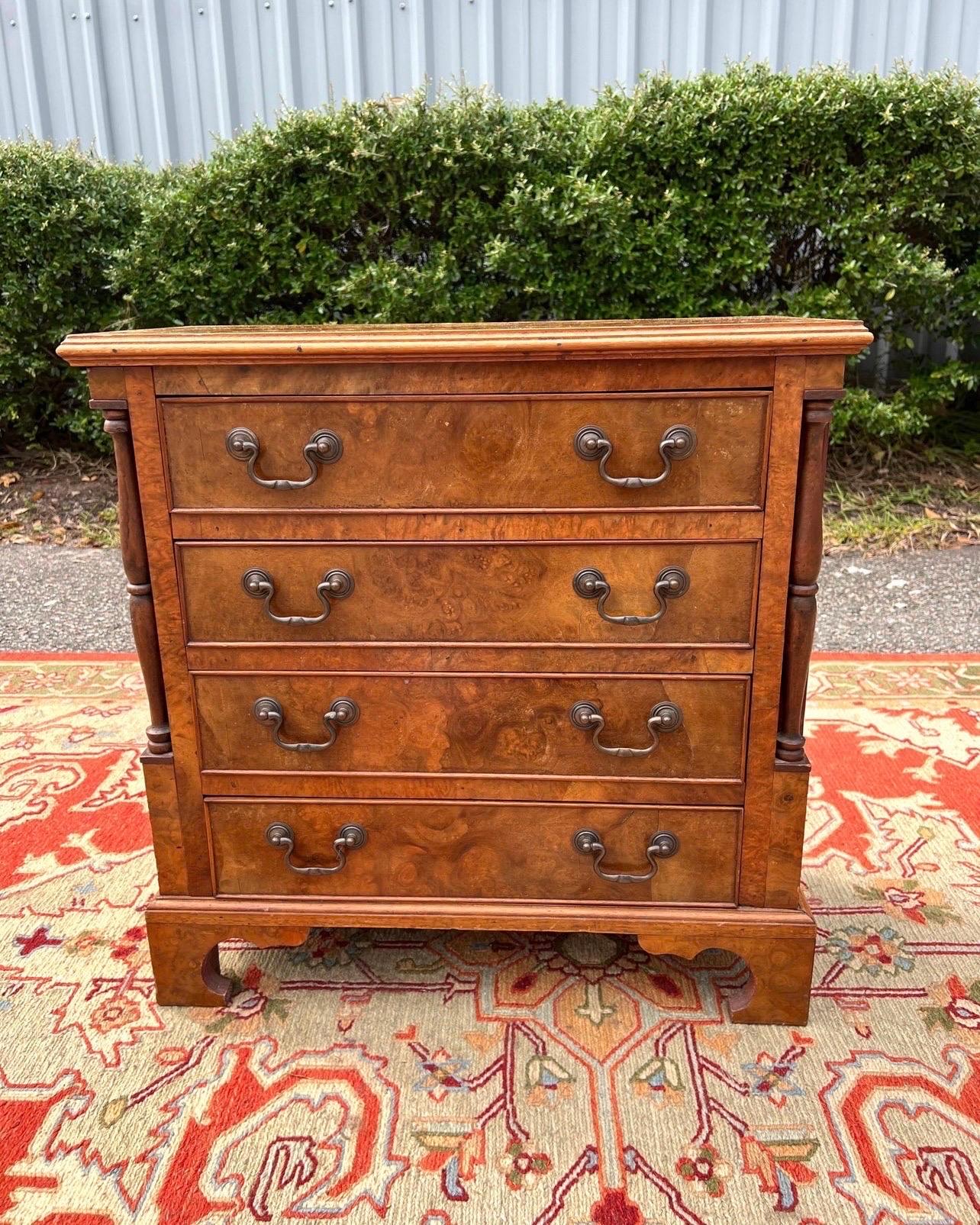Chippendale Antique 19th Century Georgian Burl and Walnut Petite 4 Drawer Chest For Sale