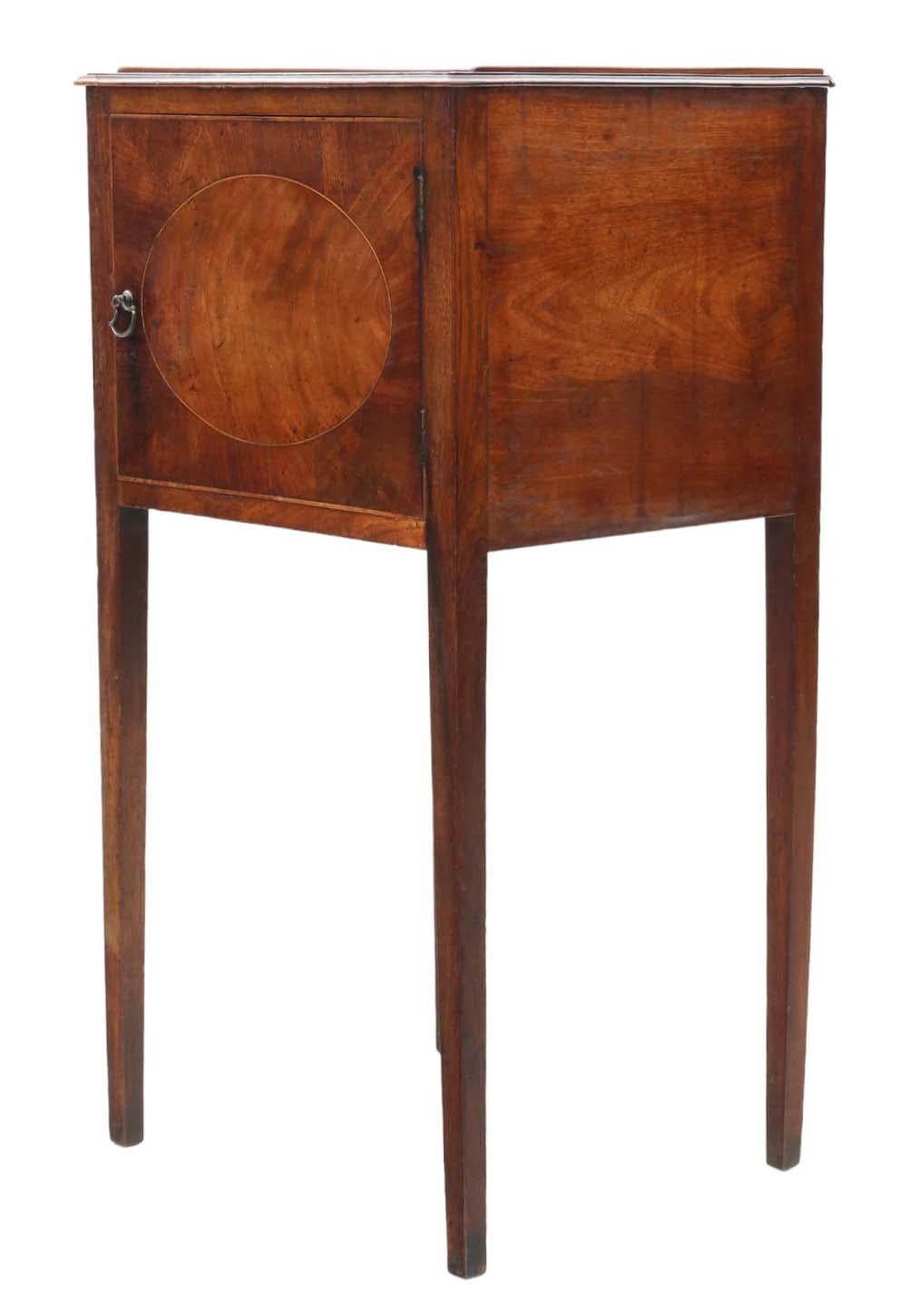 Antique 19th Century Georgian mahogany washstand bedside table nightstand For Sale 1