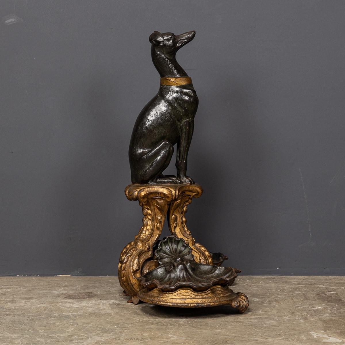 Milieu du XIXe siècle A.I.C C Ancienne canne à chien en bronze peint de style géorgien du 19e siècle, c.1830 en vente
