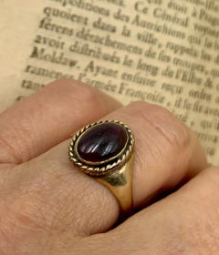 Antique 19th Century Georgian Style Cabochon Garnet 14K Yellow Gold Signet Ring