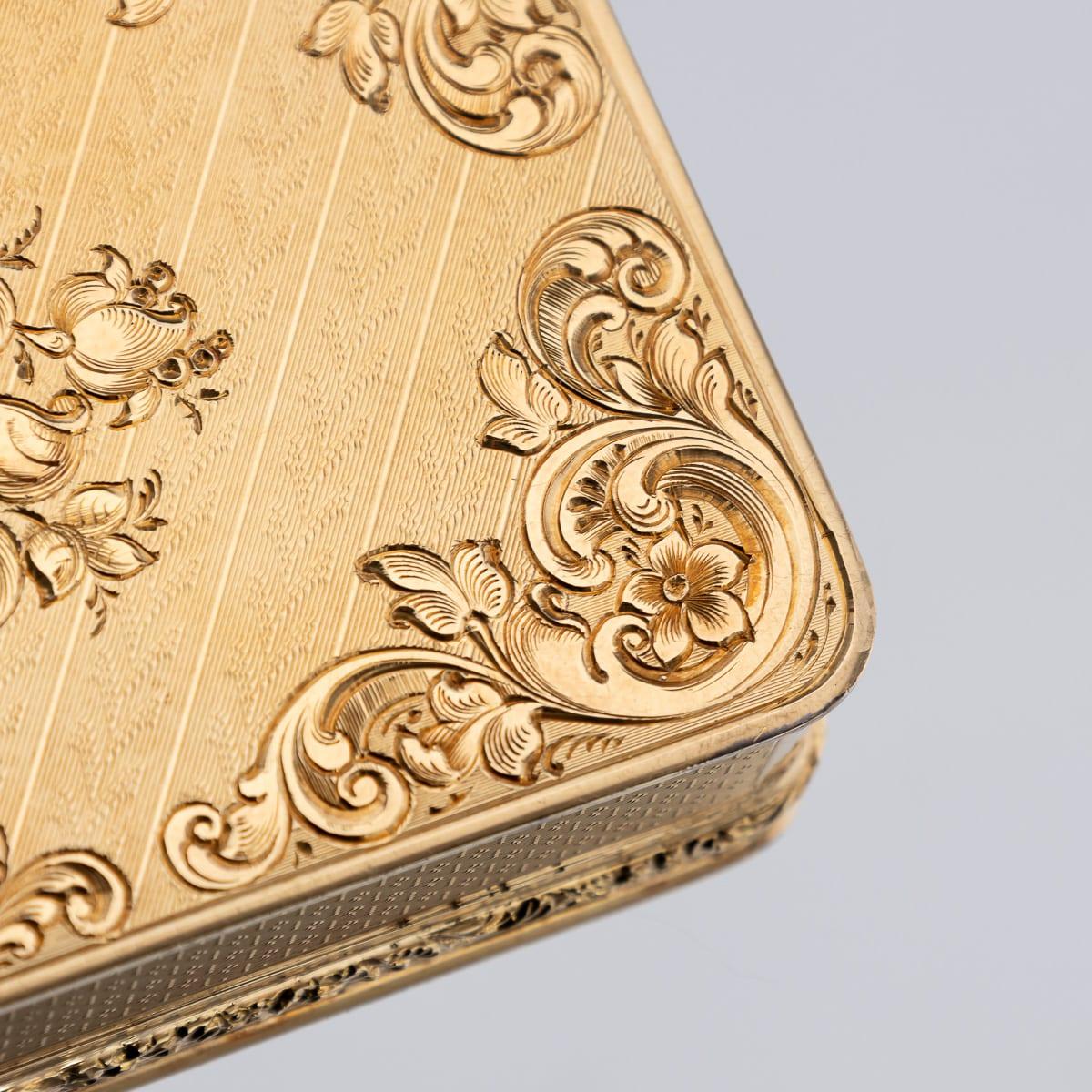Antique 19th Century German 18K Solid Gold & Diamond Snuff Box, Hanau c.1840 For Sale 14