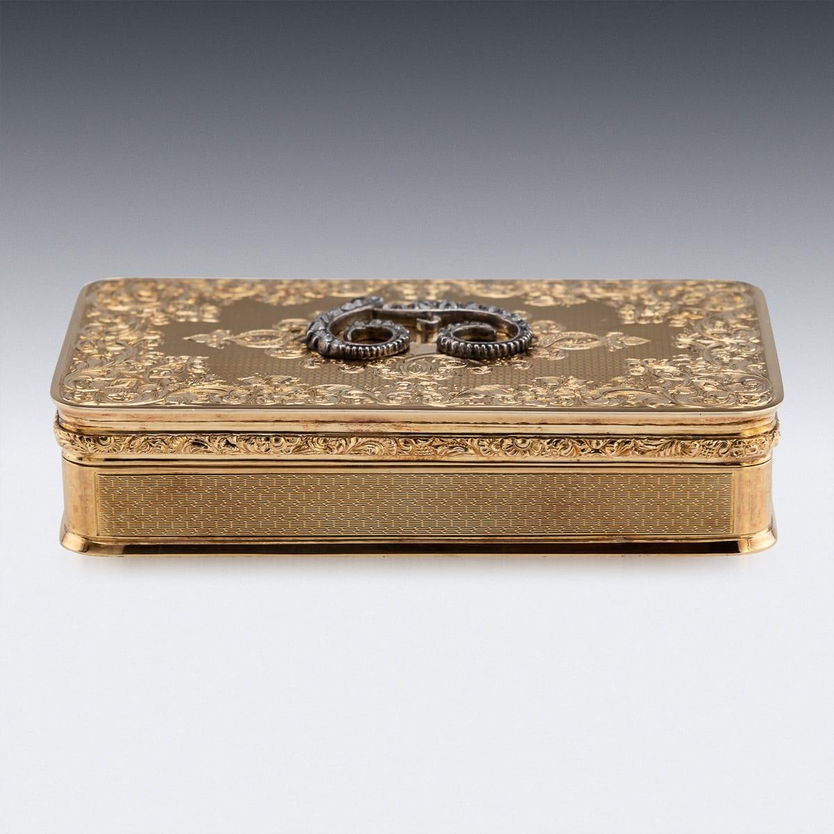 Antique 19th Century German 18K Solid Gold & Diamond Snuff Box, Hanau c.1840 For Sale 1