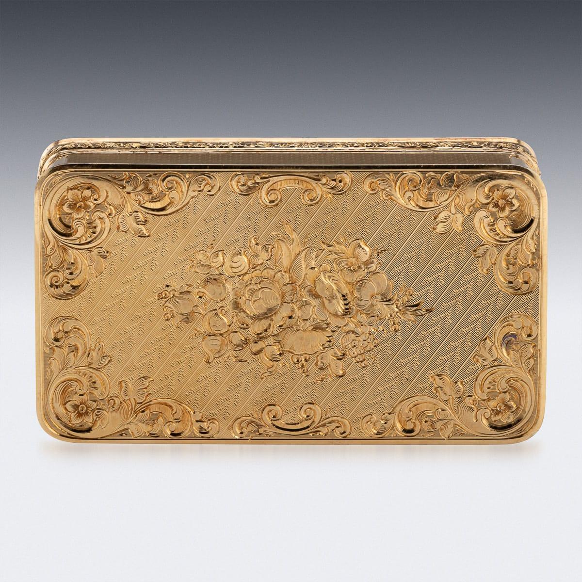 Antique 19th Century German 18K Solid Gold & Diamond Snuff Box, Hanau c.1840 For Sale 5