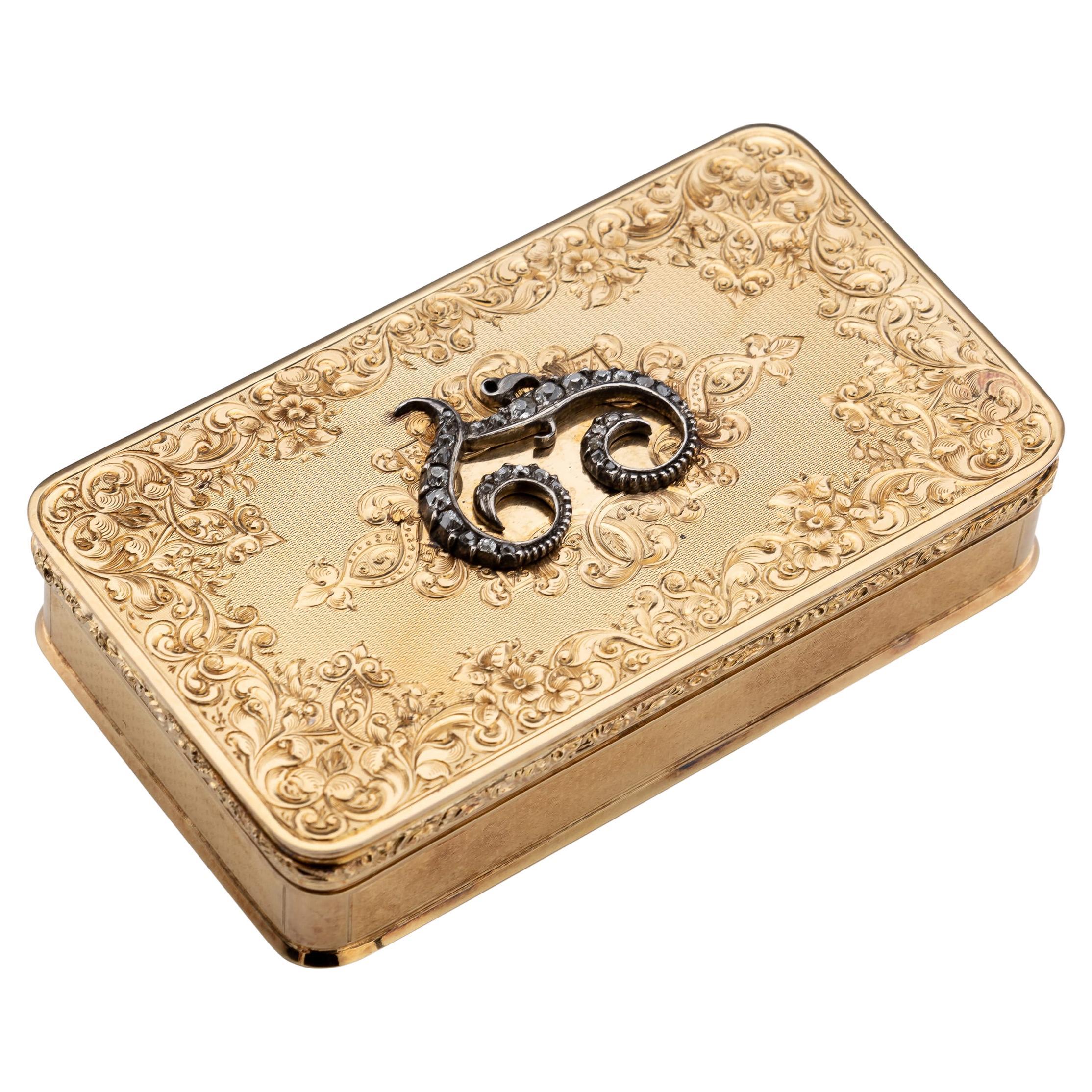 Antique 19th Century German 18K Solid Gold & Diamond Snuff Box, Hanau c.1840 For Sale