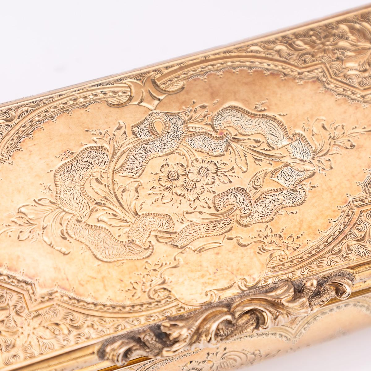 Tabatière allemande ancienne du 19ème siècle en or massif 18 carats, Hanau vers 1860 en vente 4