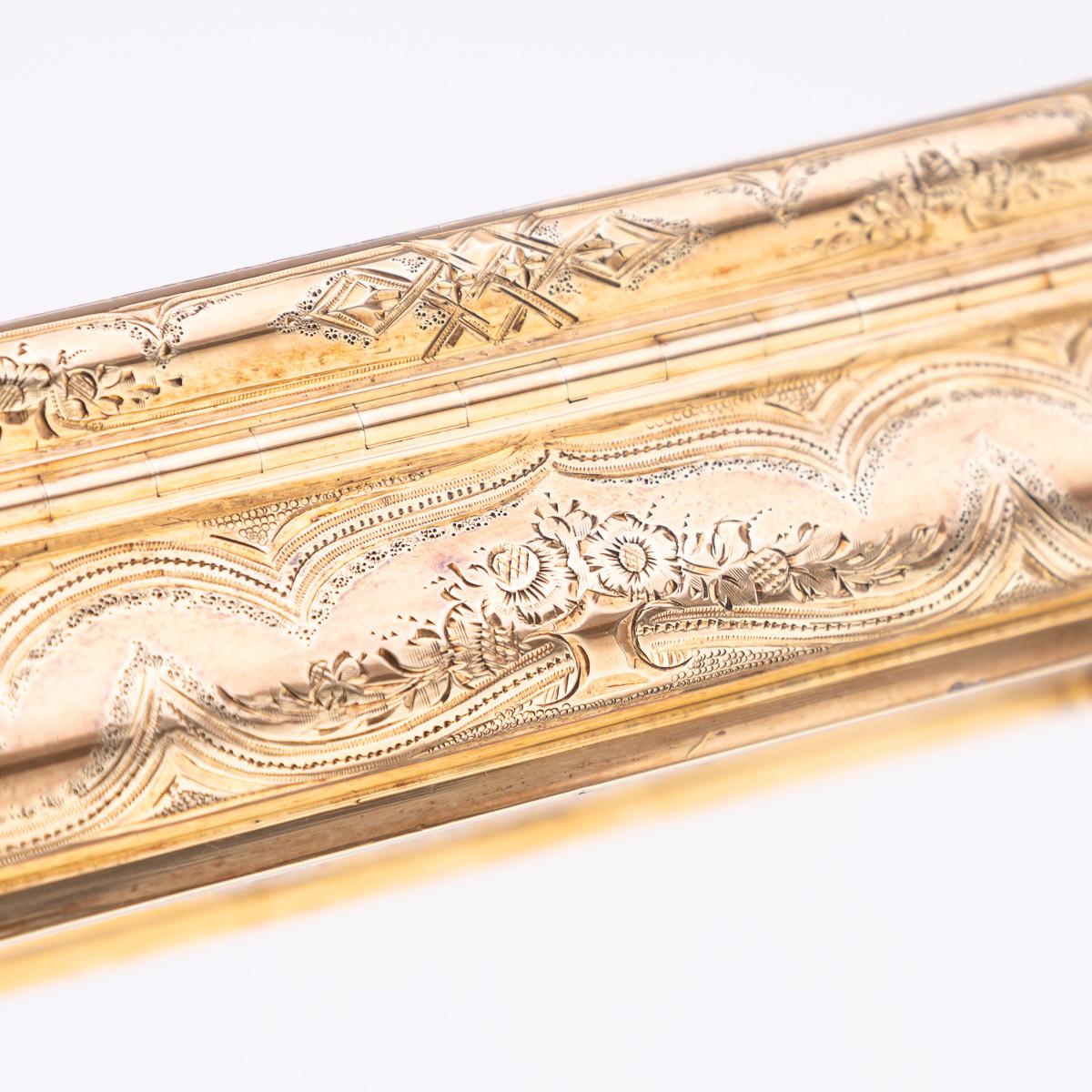 Tabatière allemande ancienne du 19ème siècle en or massif 18 carats, Hanau vers 1860 en vente 9