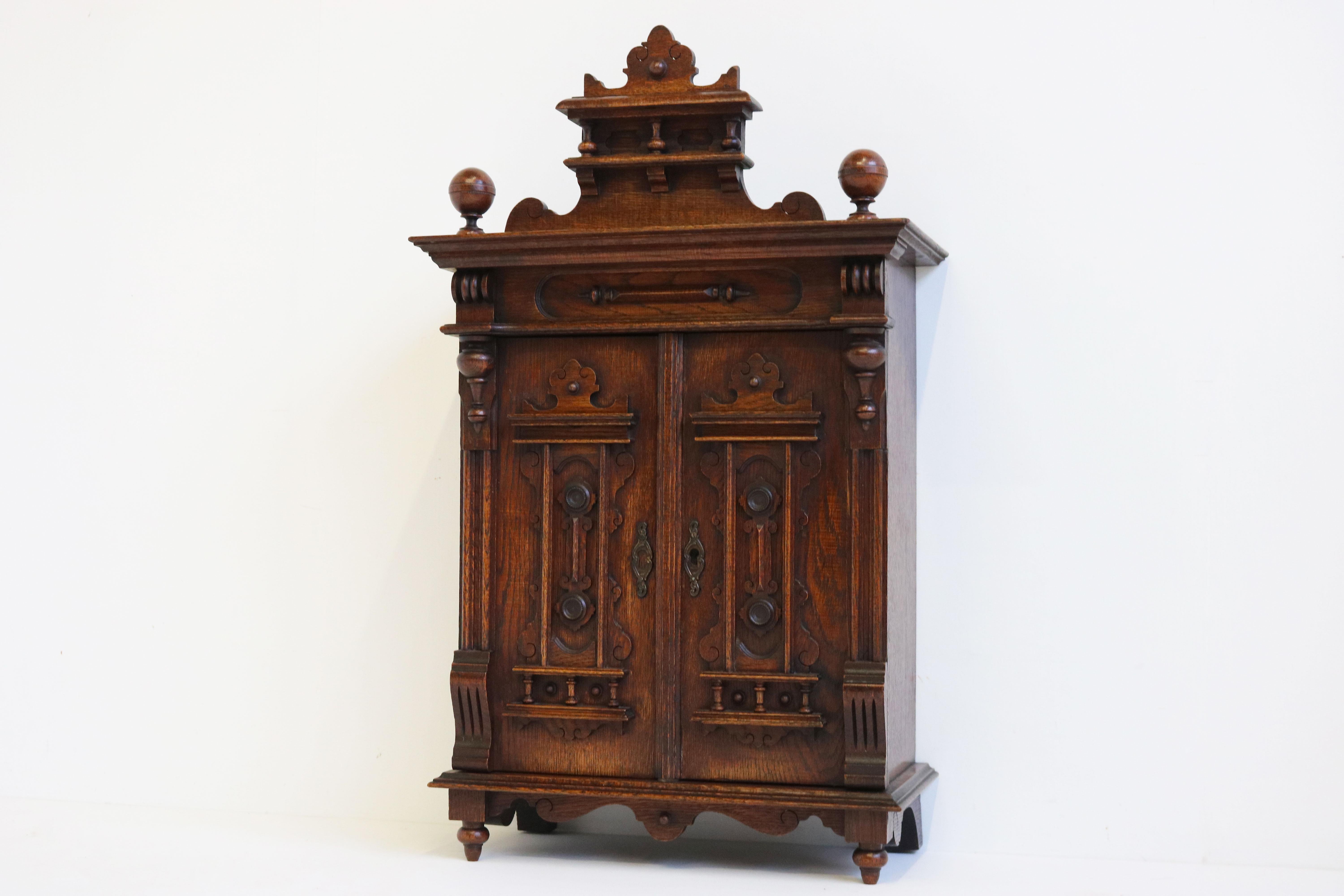 Neoclassical Revival Antique 19th Century German Grunderzeit Wall Cabinet / Small Cabinet Carved Oak For Sale