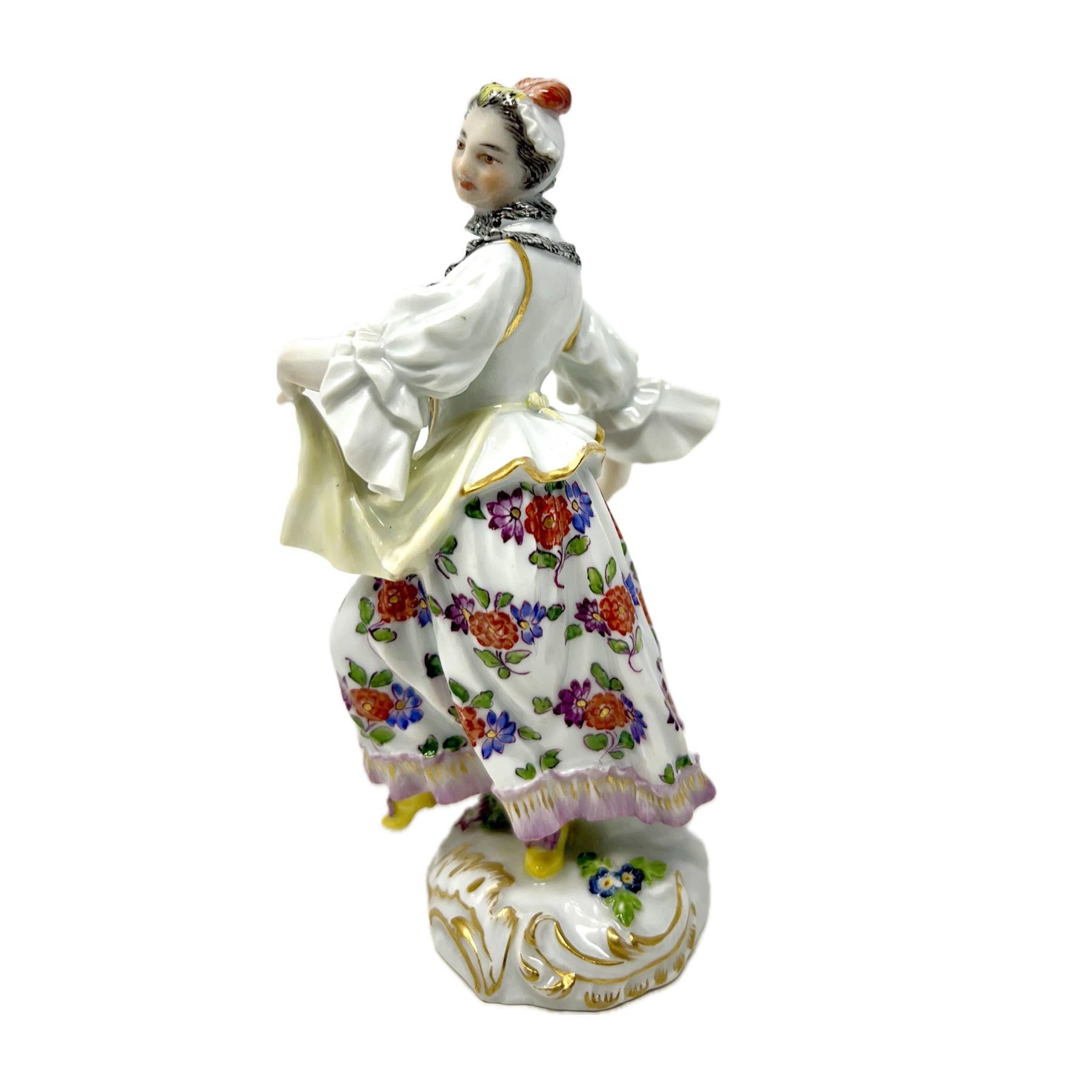 Antique 19th Century German Meissen Porcelain Lady, Circa 1880's. In Good Condition For Sale In New Orleans, LA