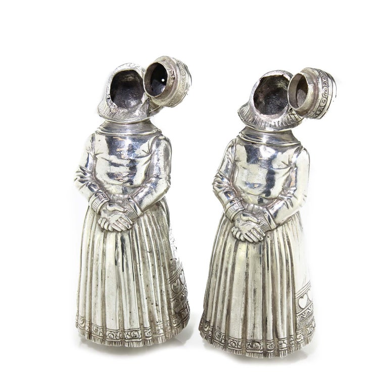Antique 19th Century German or Dutch Pair of 930, Silver Salt & Pepper Shakers For Sale 1