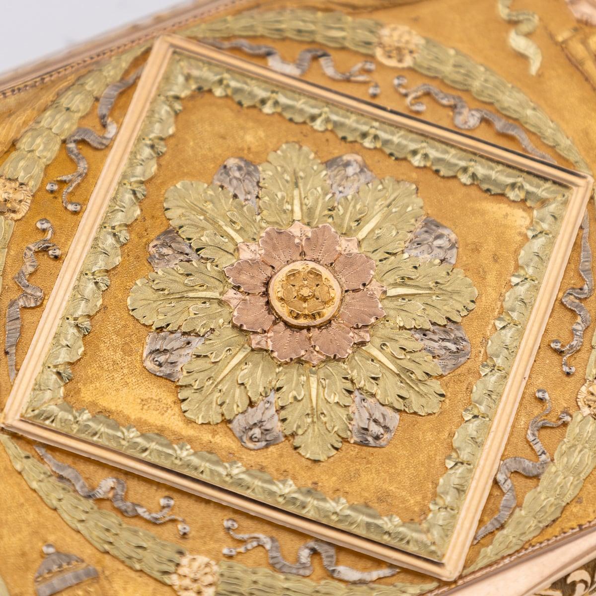 Tabatière allemande ancienne du 19ème siècle en or 18 carats à trois couleurs, Hanau vers1820 en vente 2
