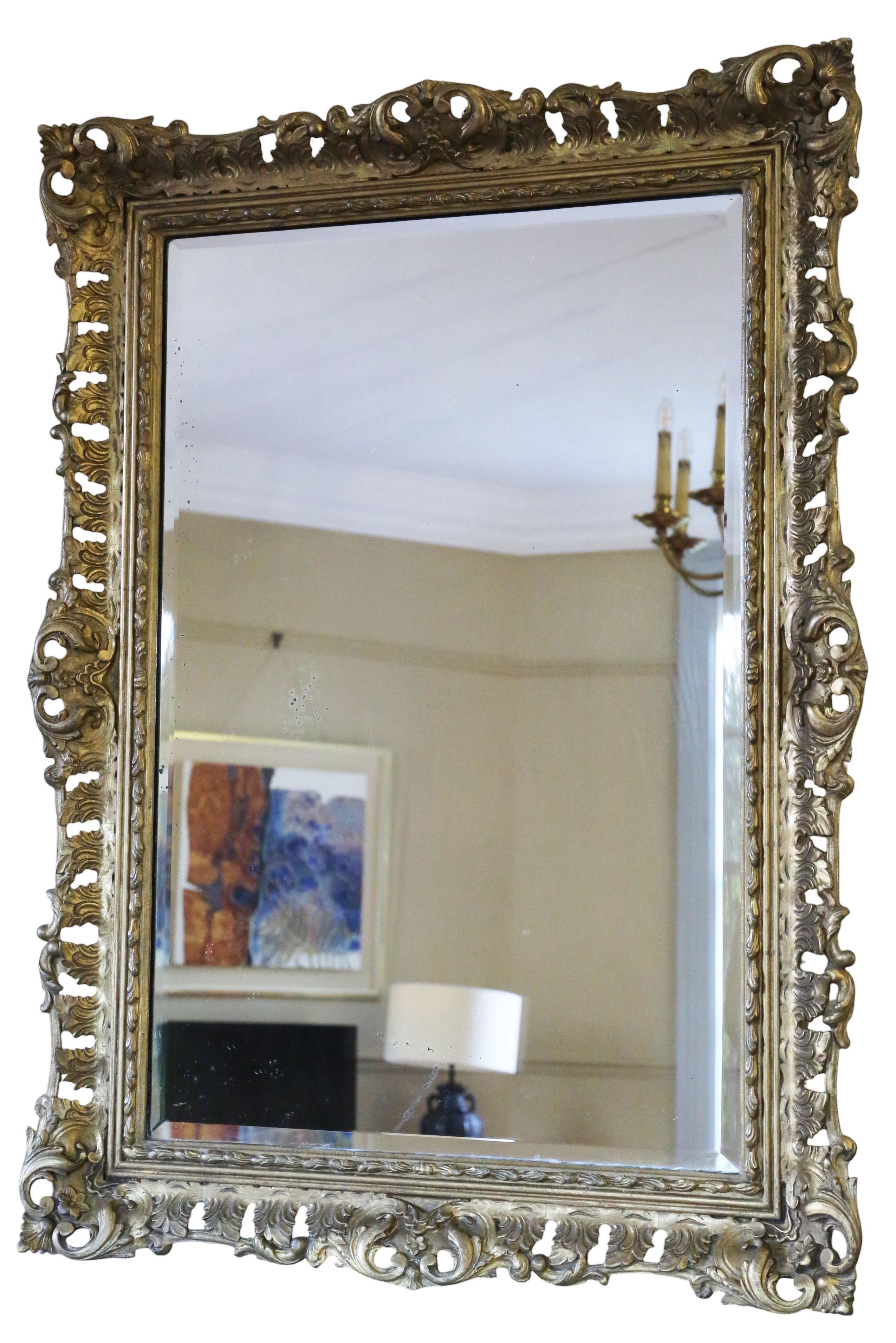 Antique Mirror da parete dorato del XIX secolo - Qualità pregiata

Pieno di charme e carattere autentico, questo raro reperto decorativo sarebbe un meraviglioso pezzo forte nell'ambiente giusto. L'età, il colore e la patina mettono in risalto la
