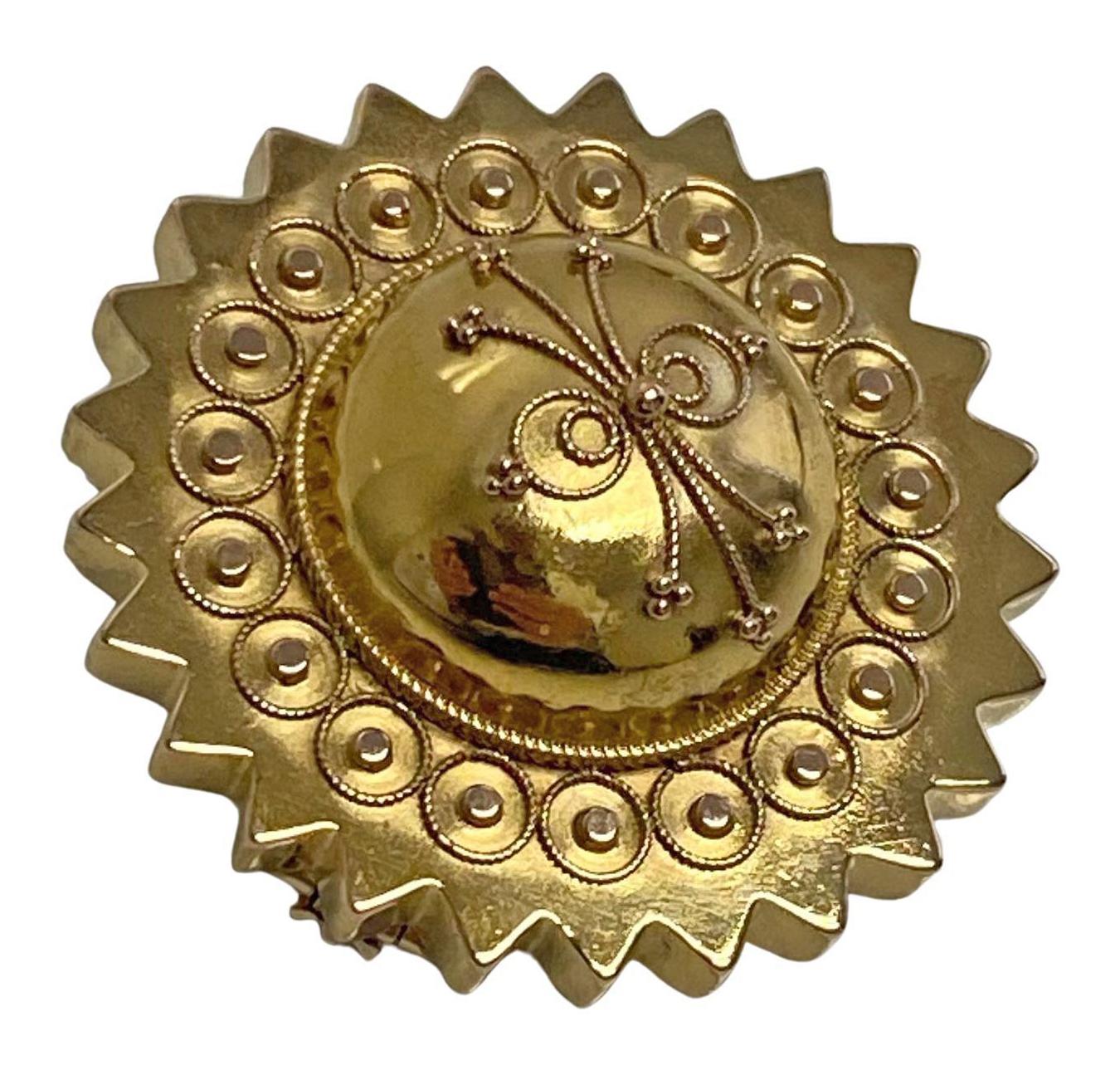 Antique 19th century Gold Brooch English C.1870 For Sale 1