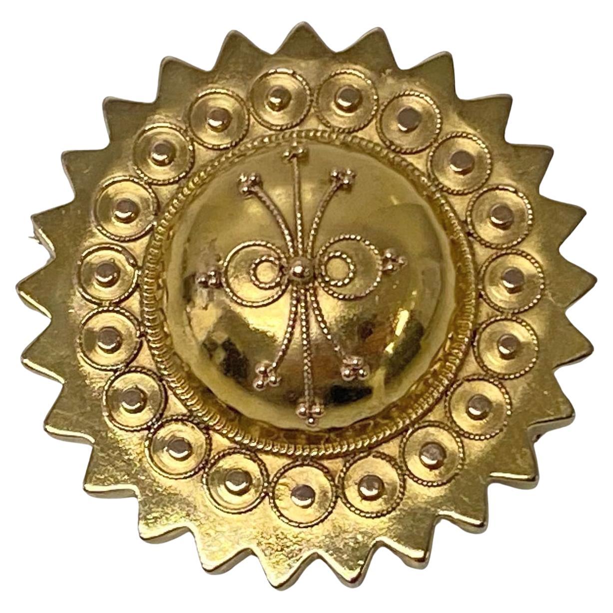 Antique 19th century Gold Brooch English C.1870 For Sale