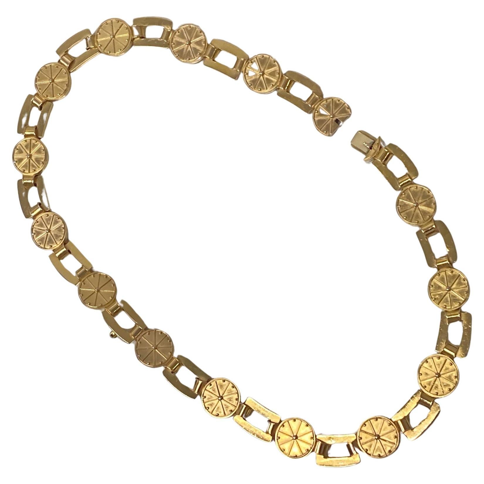 Antique 19th century Gold Necklace English Circa 1860 For Sale 1