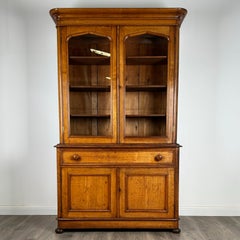 Antique 19th Century Golden Oak Bookcase On Cupboard Of Finest Quality ( REF AF-