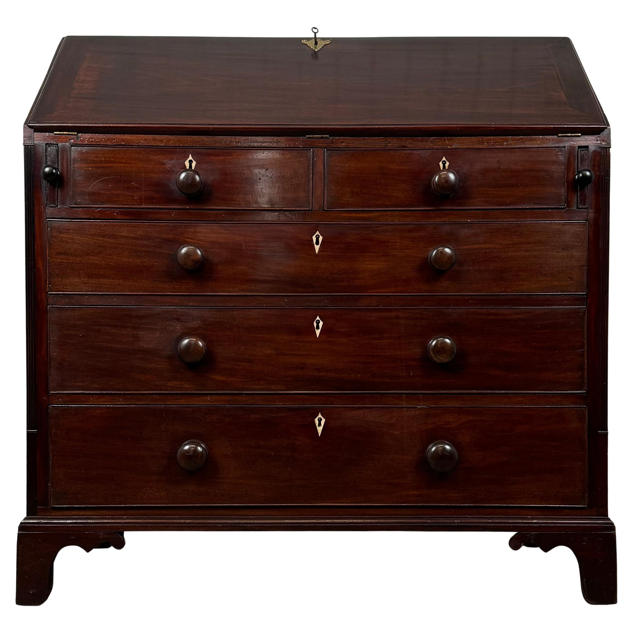 Bureau ancien du 19ème siècle en acajou de bonne qualité (REF AF-3581)