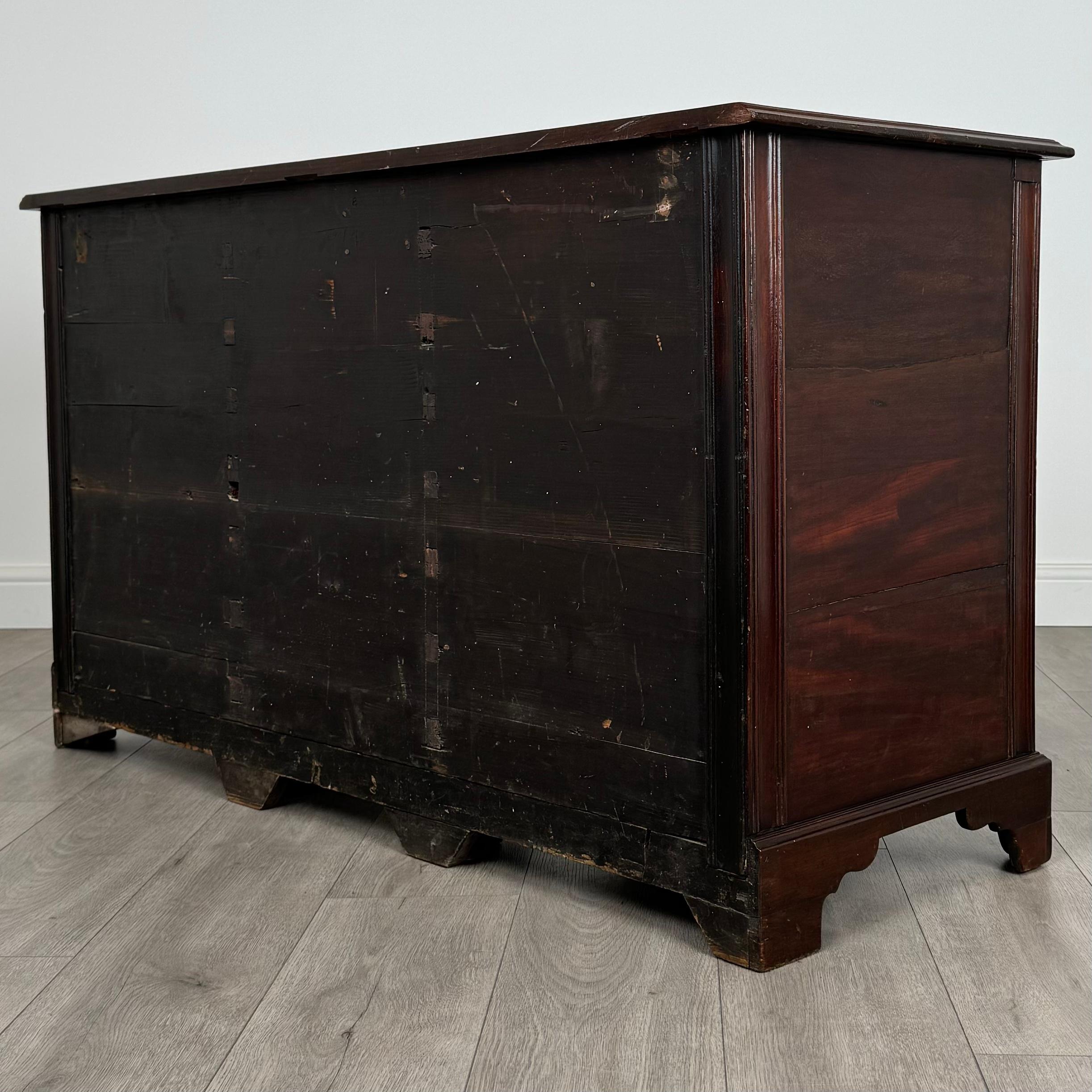 Bureau ancien du 19ème siècle de bonne qualité en acajou ( REF AF-3734 ) en vente 1