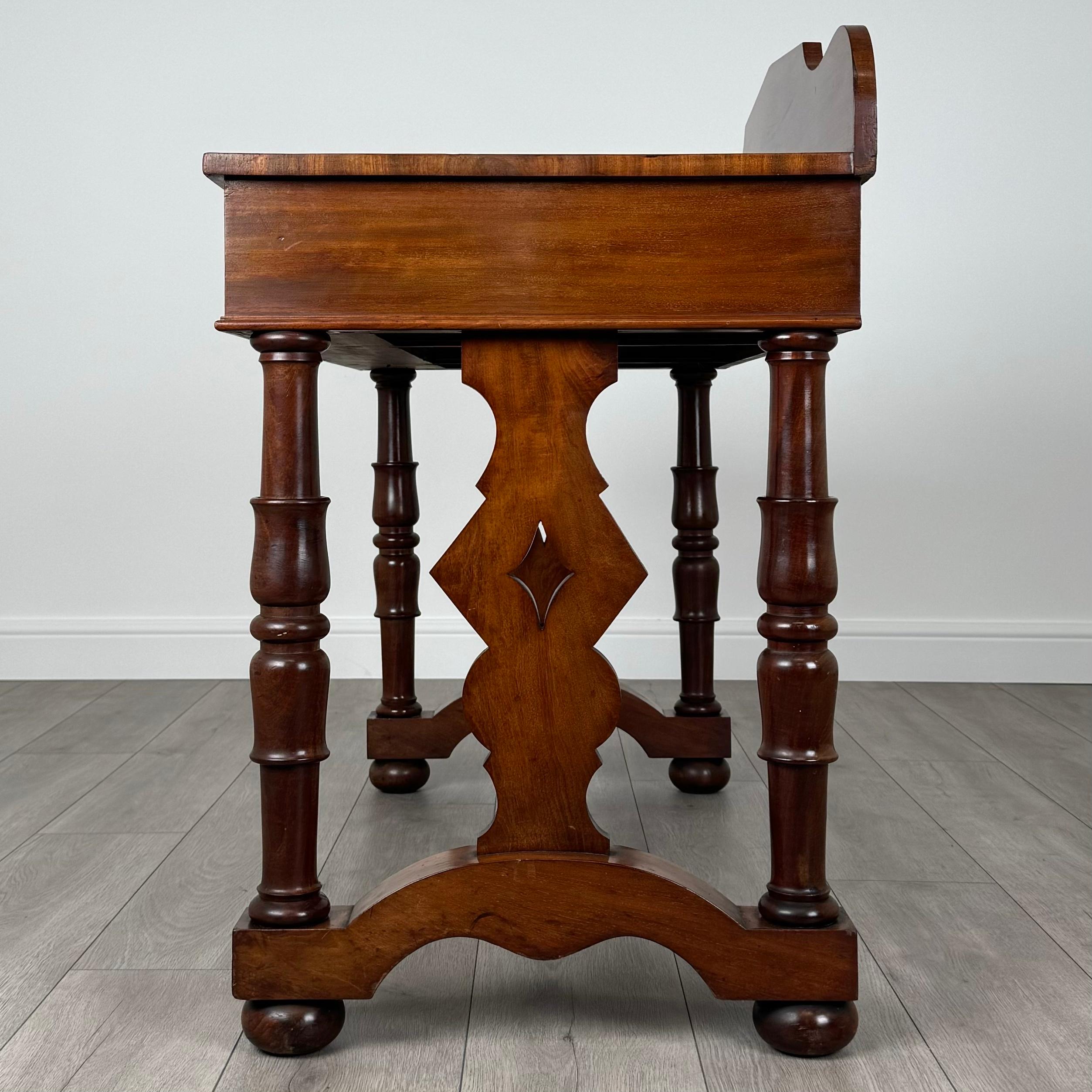 English Antique 19th Century Good Quality Side Table In Mahogany ( REF AF-3556 ) For Sale