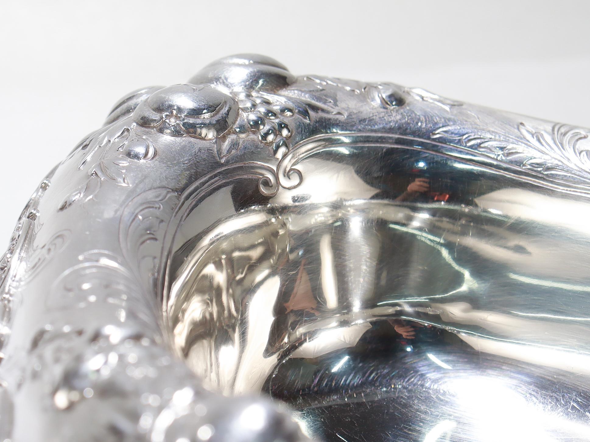 Antica Fruttiera con piede in argento sterling Gorham del XIX secolo, martellata a mano in vendita 11