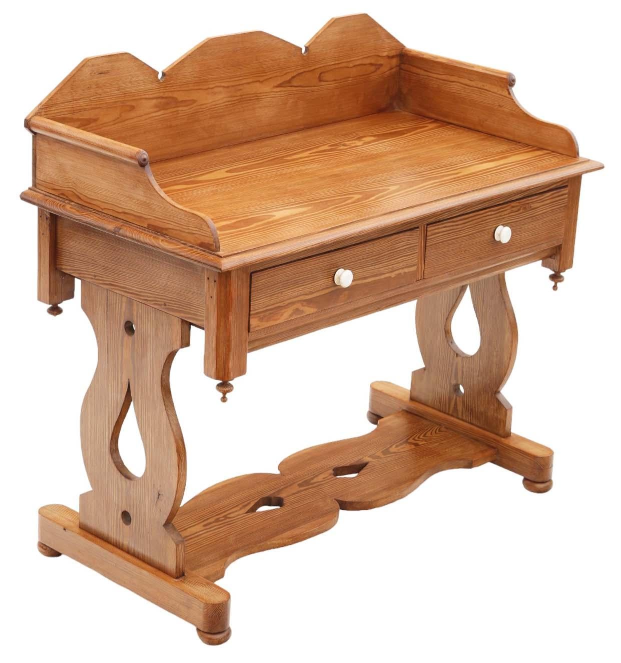 XIXe siècle Ancien récipient gothique du 19ème siècle en pin, coiffeuse d'écriture, coiffeuse de bureau en vente