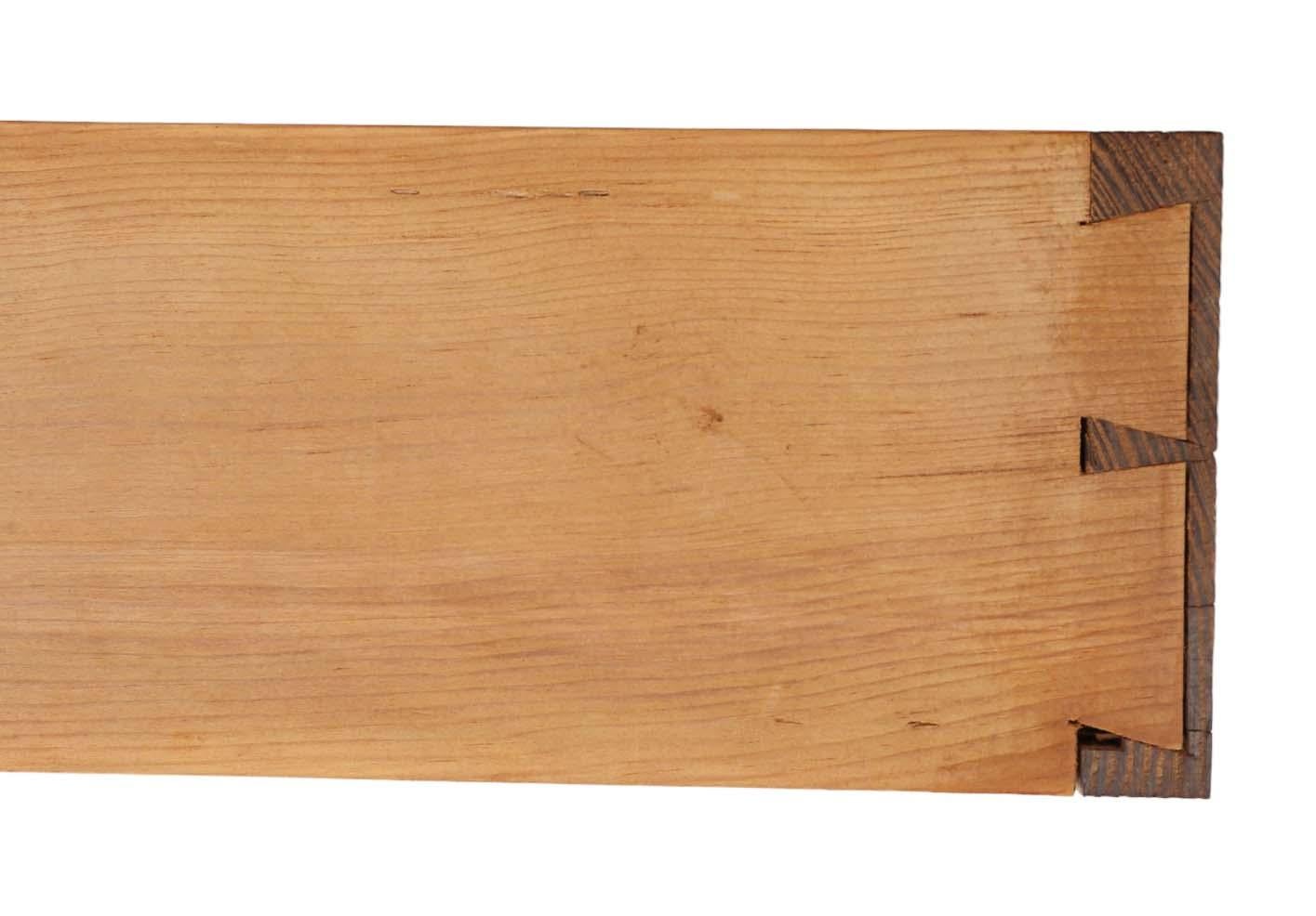 Ancien récipient gothique du 19ème siècle en pin, coiffeuse d'écriture, coiffeuse de bureau en vente 1