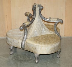 DIVANO ANTICO DEL 19° SECOLO CONVERSIONE A TETE IN METALLO INCISO A MANO