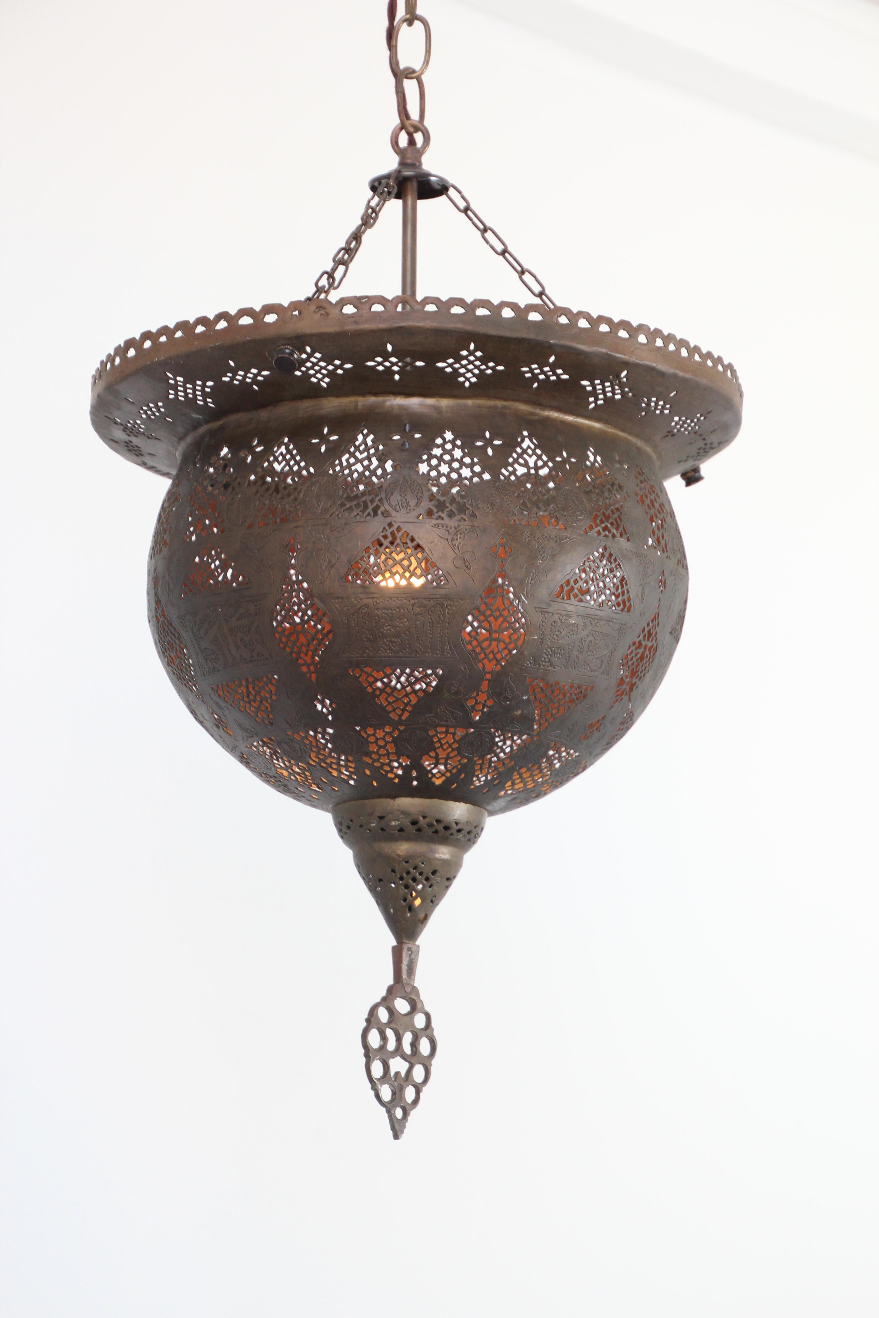 Antique 19th Century Hand-Crafted Moorish Pierced Brass Turkish Chandelier For Sale 8