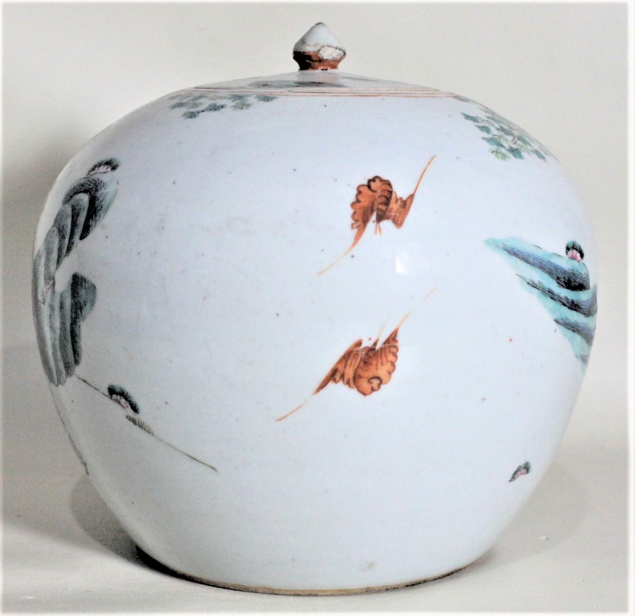Chinese Export Antique 19th Century Hand Painted Chinese Porcelain Lidded Jar For Sale