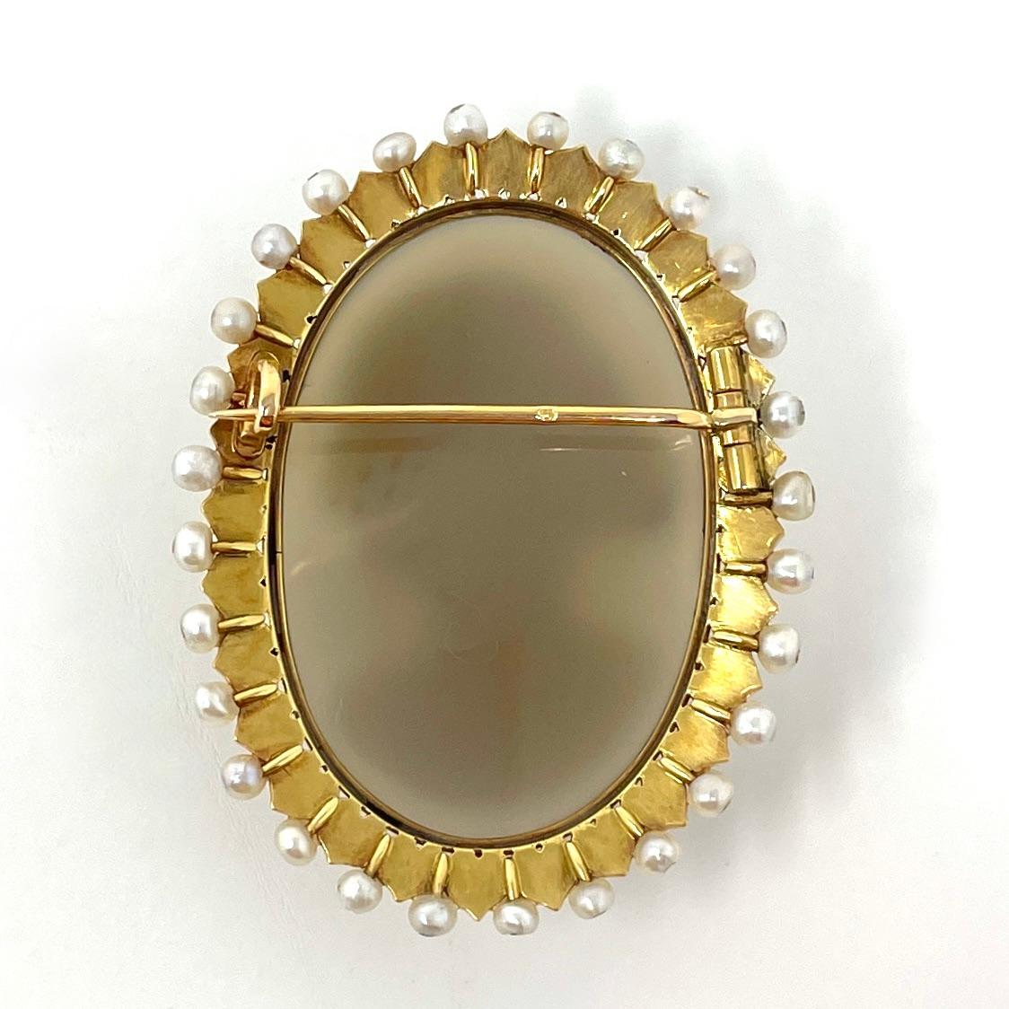 Antique 19th Century Hardstone Cameo Brooch in 18K French Enameled Setting For Sale 1