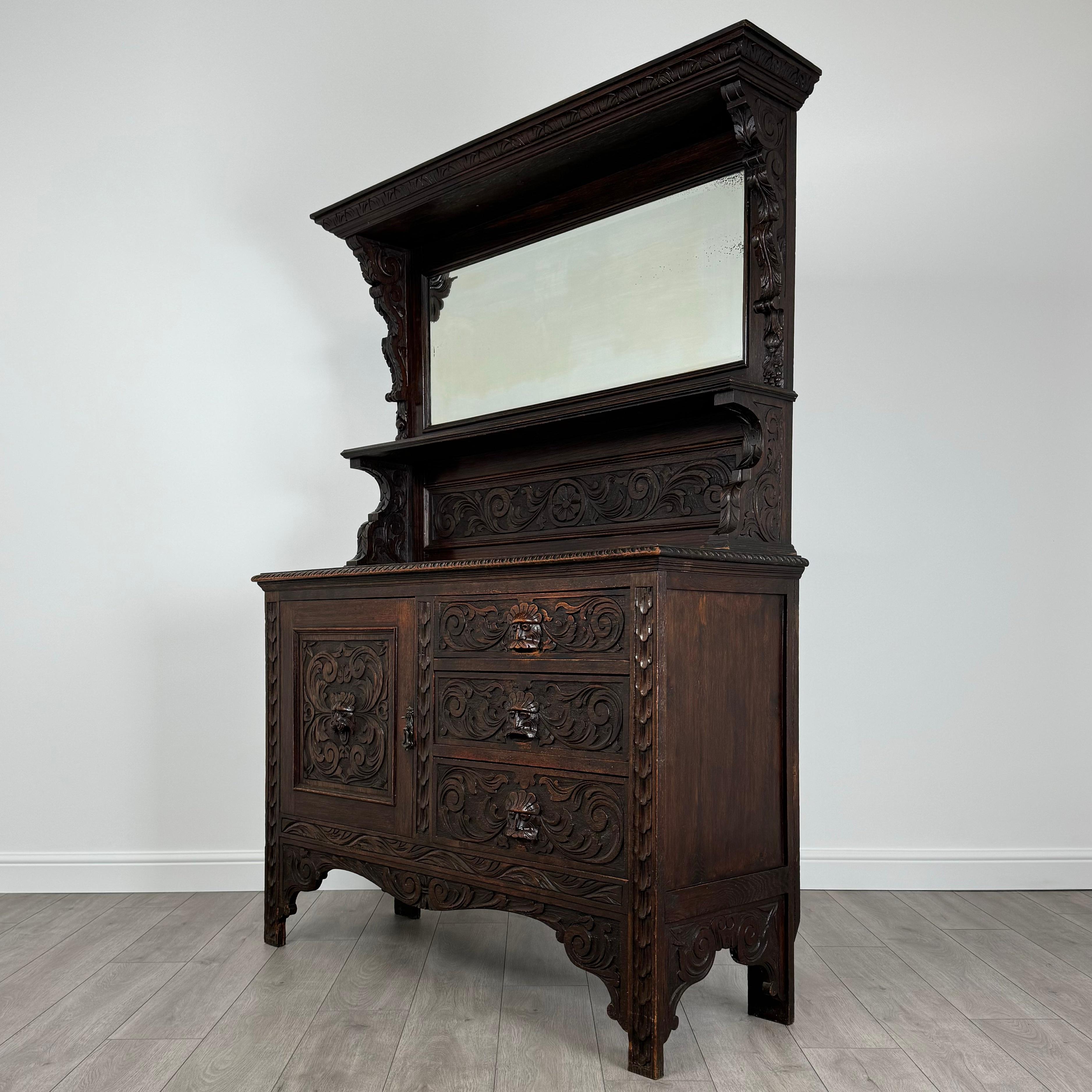 English Antique 19th Century Heavily Carved Sideboard In Oak ( REF AF-3527 )