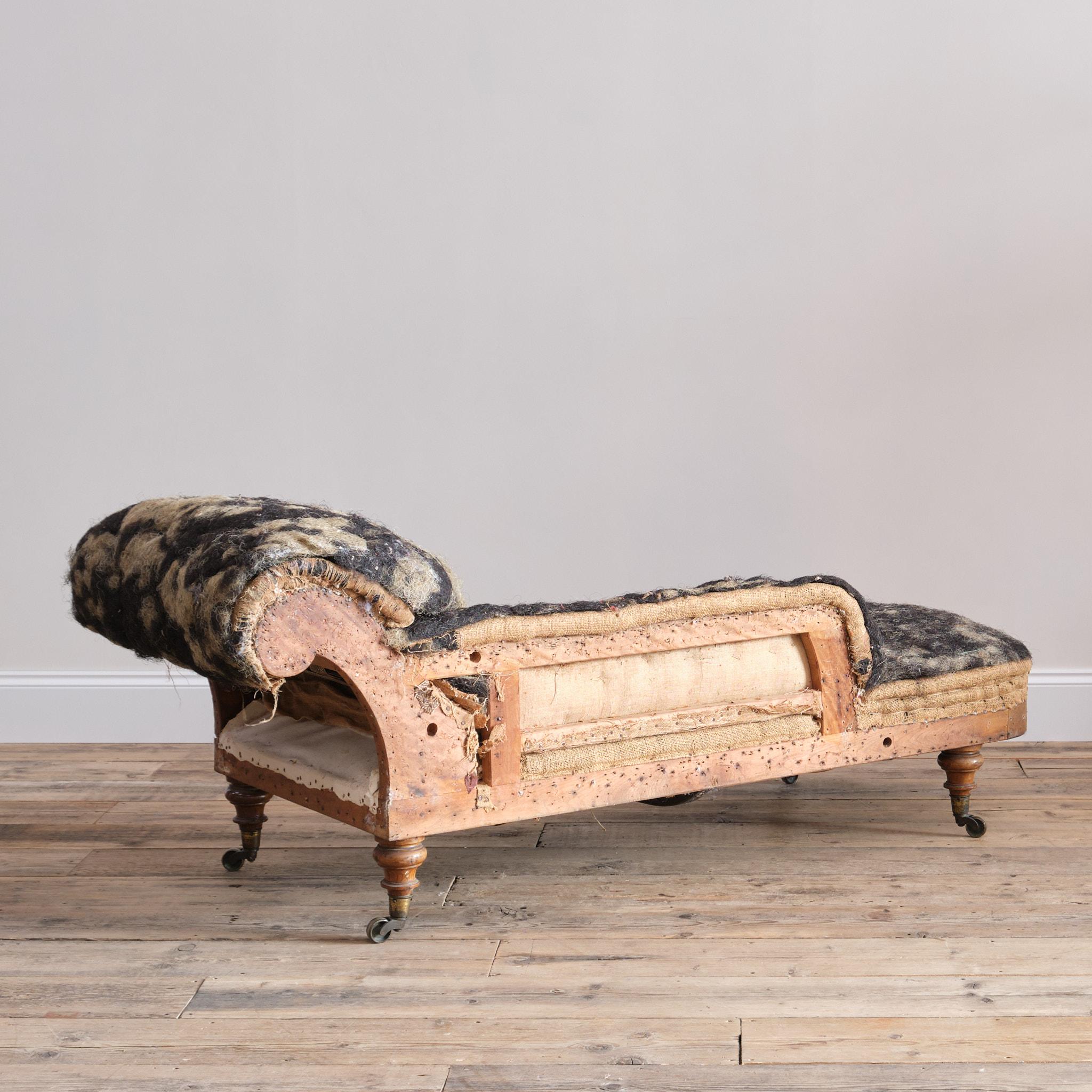 Antique 19th century Howard & Sons Chaise Lounge In Good Condition In Batley, GB