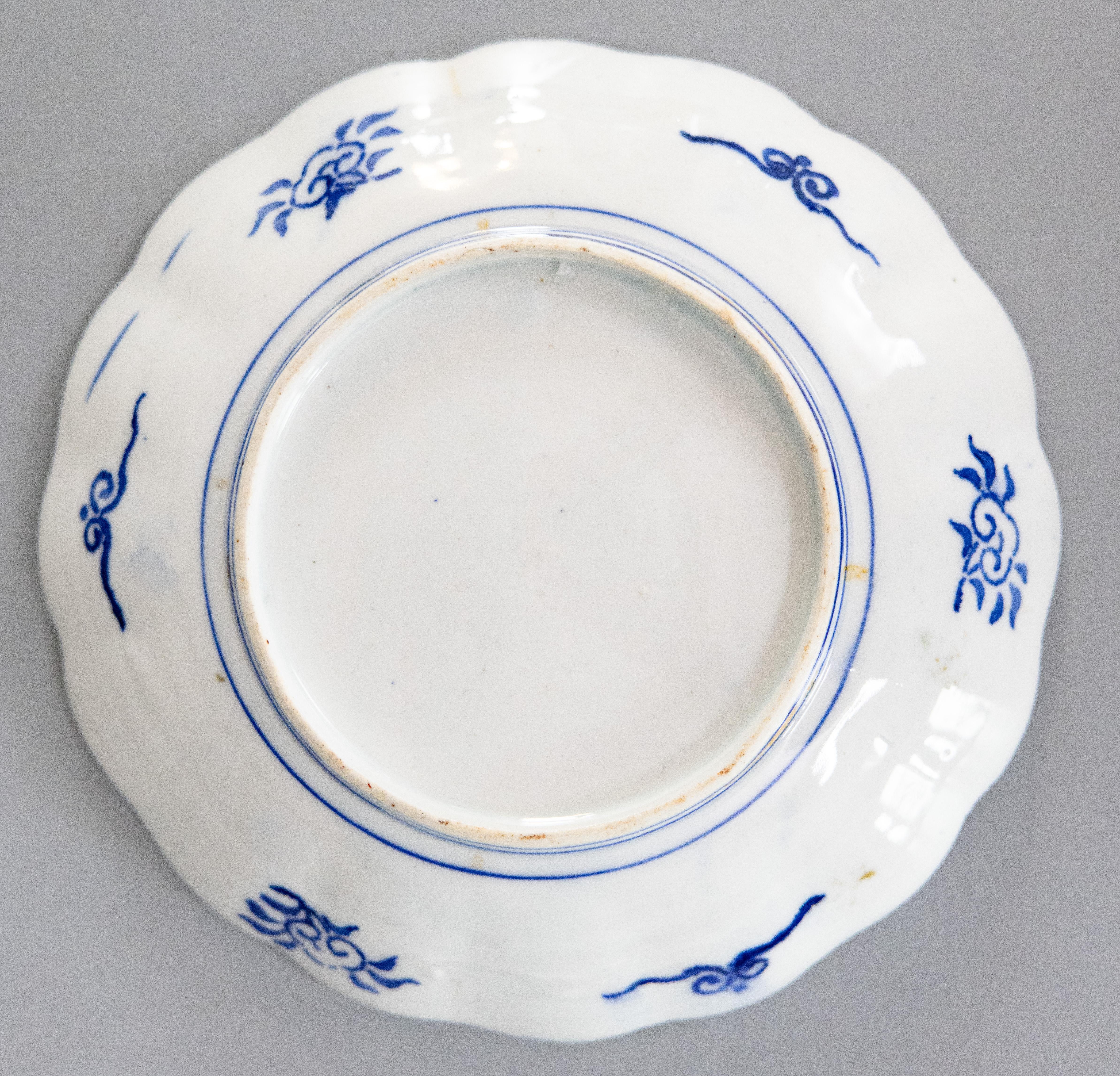 Ceramic Antique 19th Century Japanese Imari Scalloped Plate For Sale