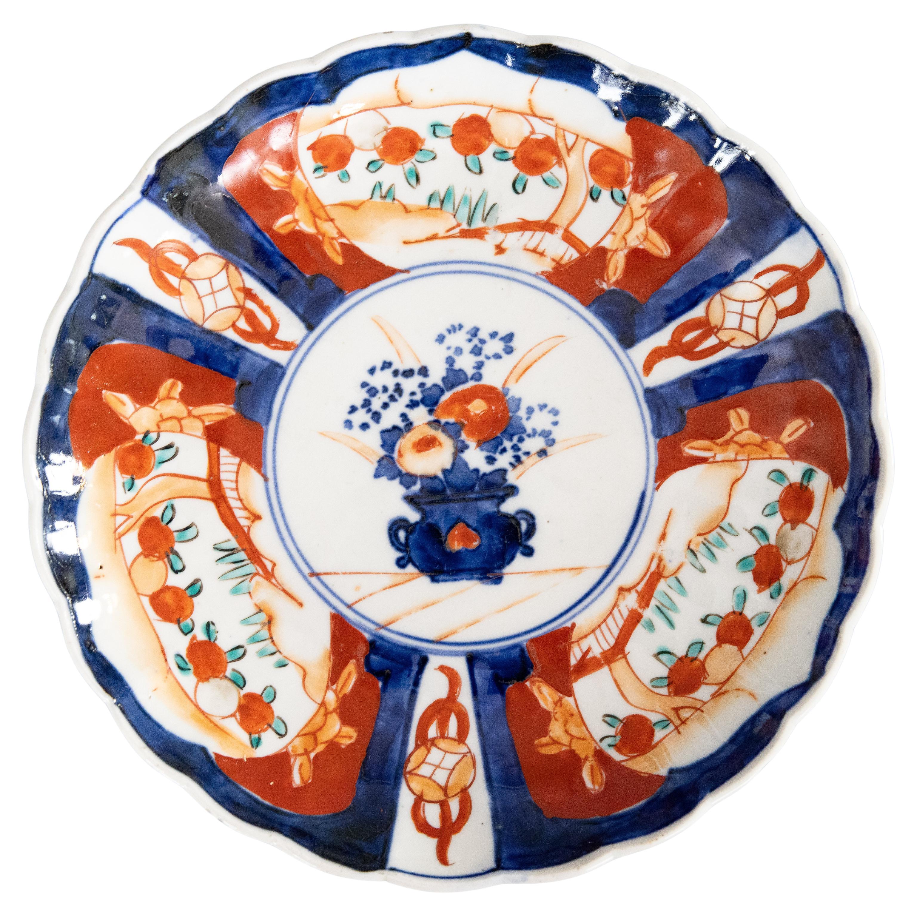 Antique 19th Century Japanese Imari Scalloped Plate For Sale