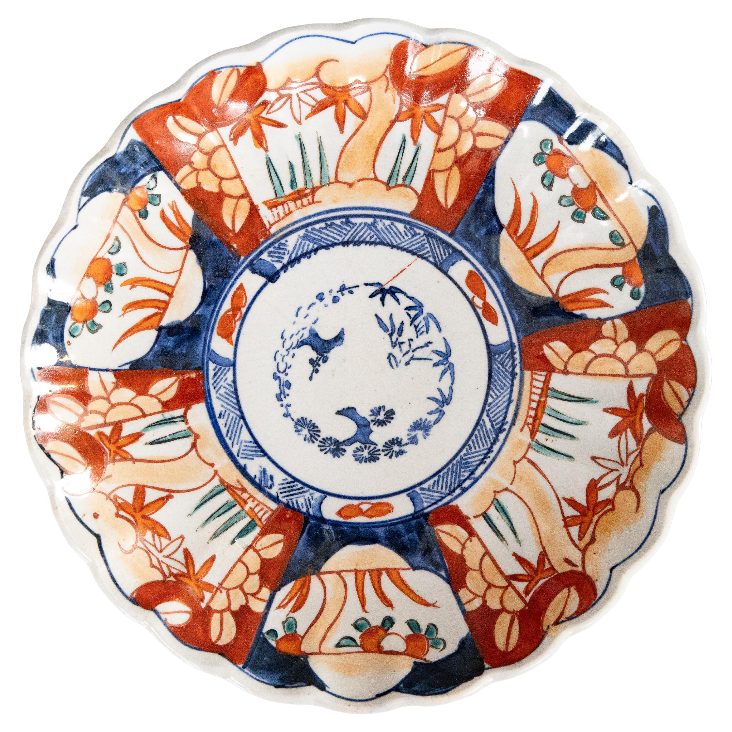 Antique 19th Century Japanese Imari Scalloped Plate For Sale