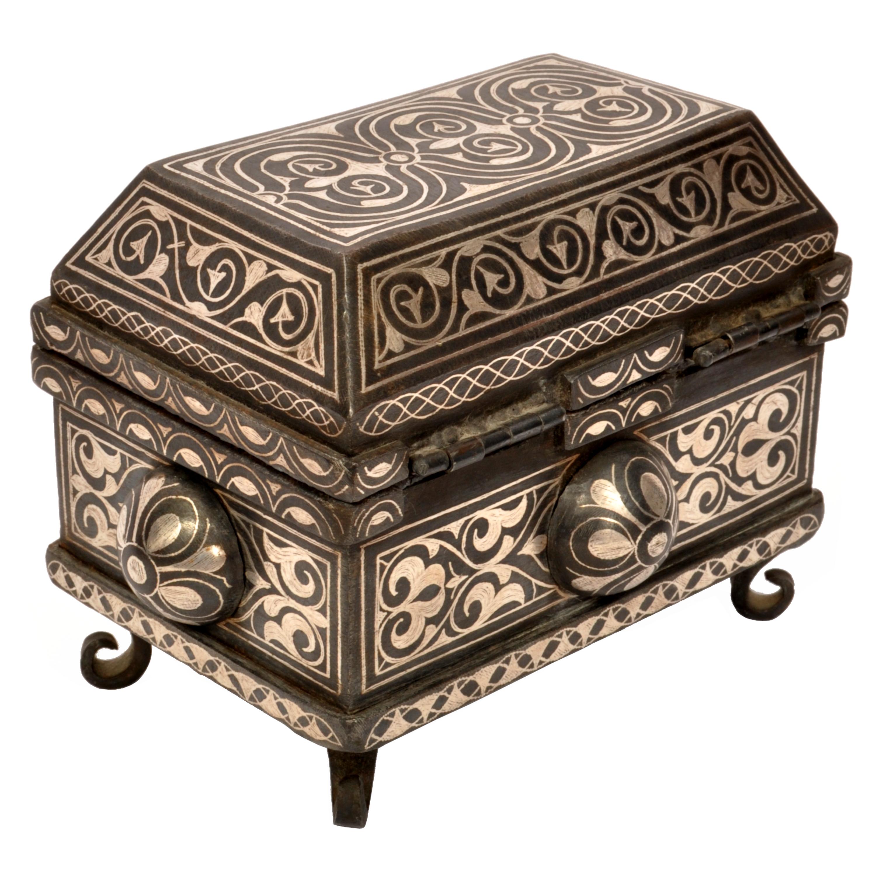 Début du XIXe siècle Ancienne boîte à bijoux indienne Bidriware du 19ème siècle en argent panda et laiton  en vente