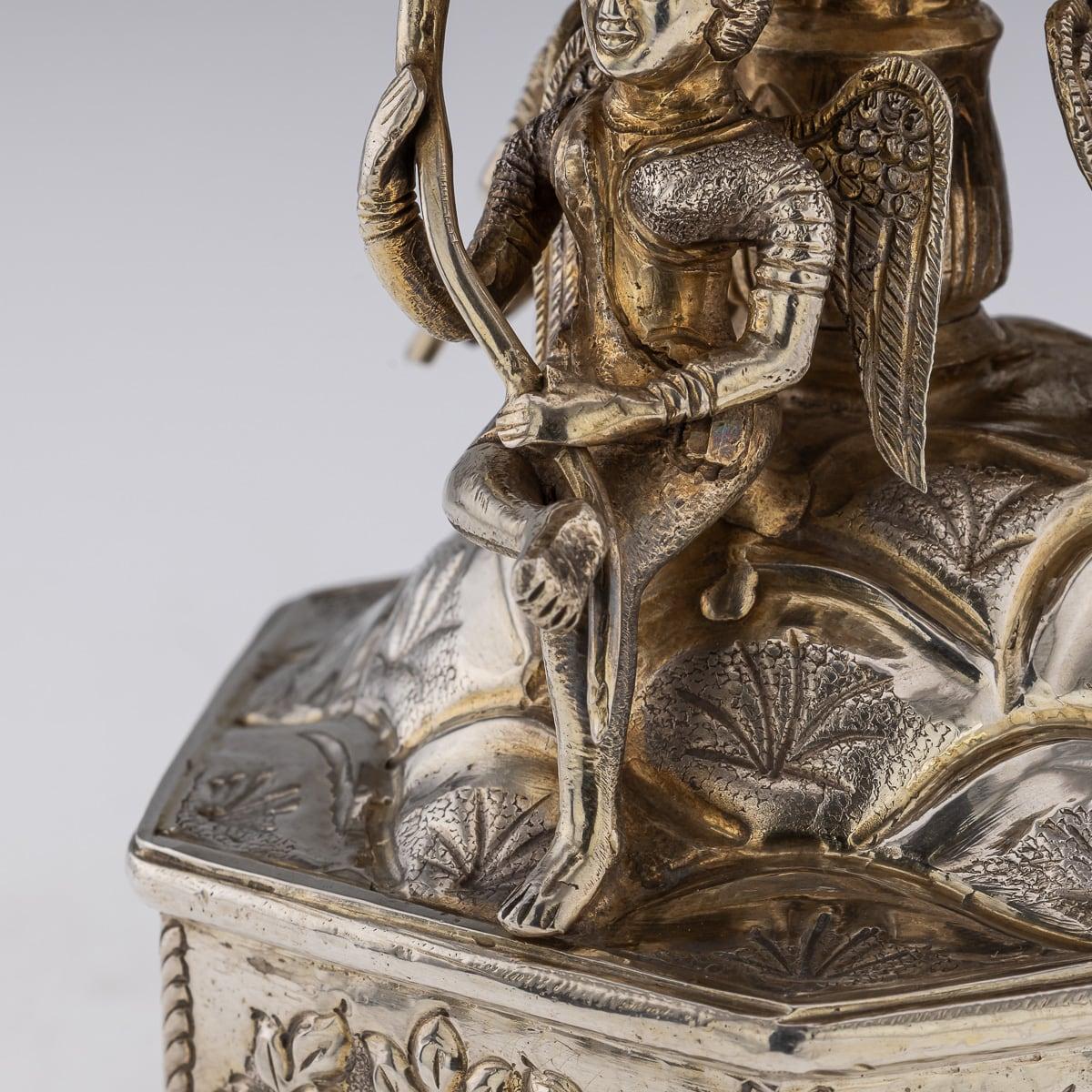 Centre de table indien ancien du 19ème siècle en argent massif, vers 1890 en vente 9