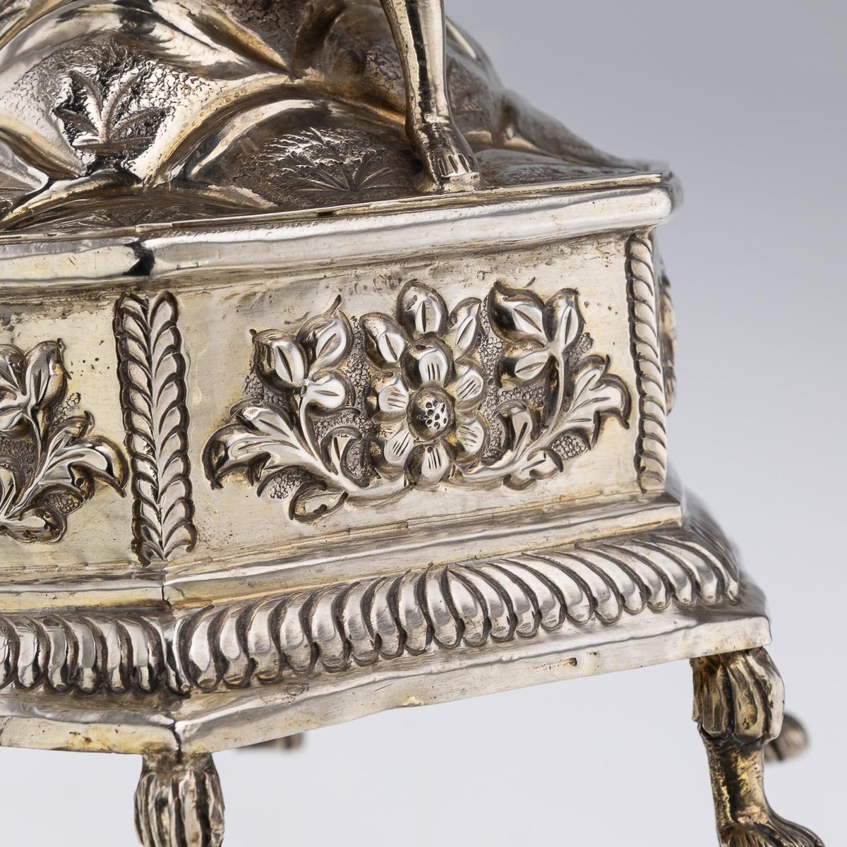 Centre de table indien ancien du 19ème siècle en argent massif, vers 1890 en vente 12