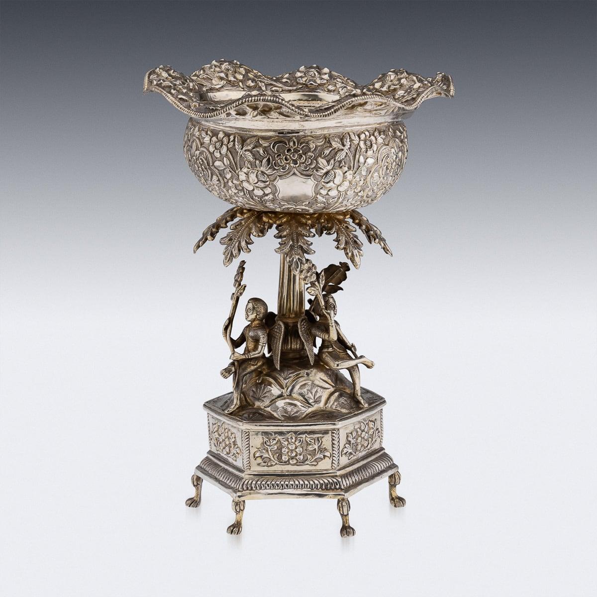 Autre Centre de table indien ancien du 19ème siècle en argent massif, vers 1890 en vente