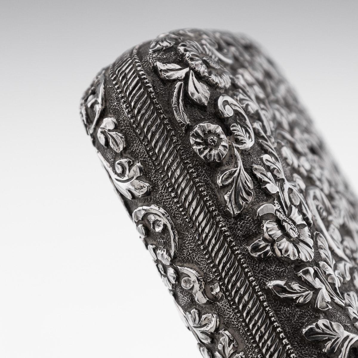 Antique 19th Century Indian Kutch Solid Silver Cigar Case c.1880 For Sale 15