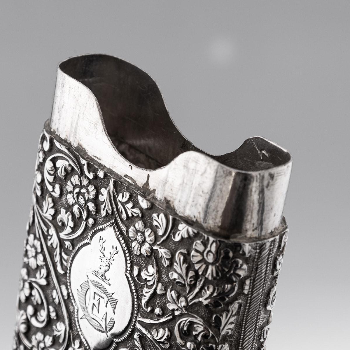 Antique 19th Century Indian Kutch Solid Silver Cigar Case c.1880 For Sale 3