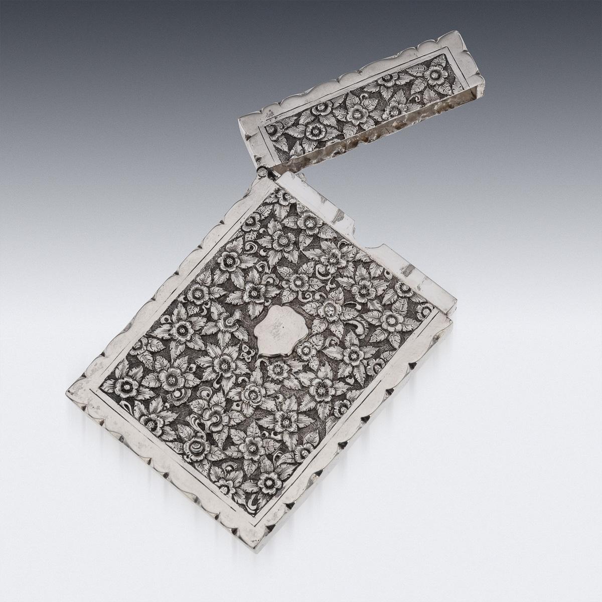 Étui à cigarettes indien ancien Kutch du 19ème siècle en argent massif vers 1890 Bon état - En vente à Royal Tunbridge Wells, Kent