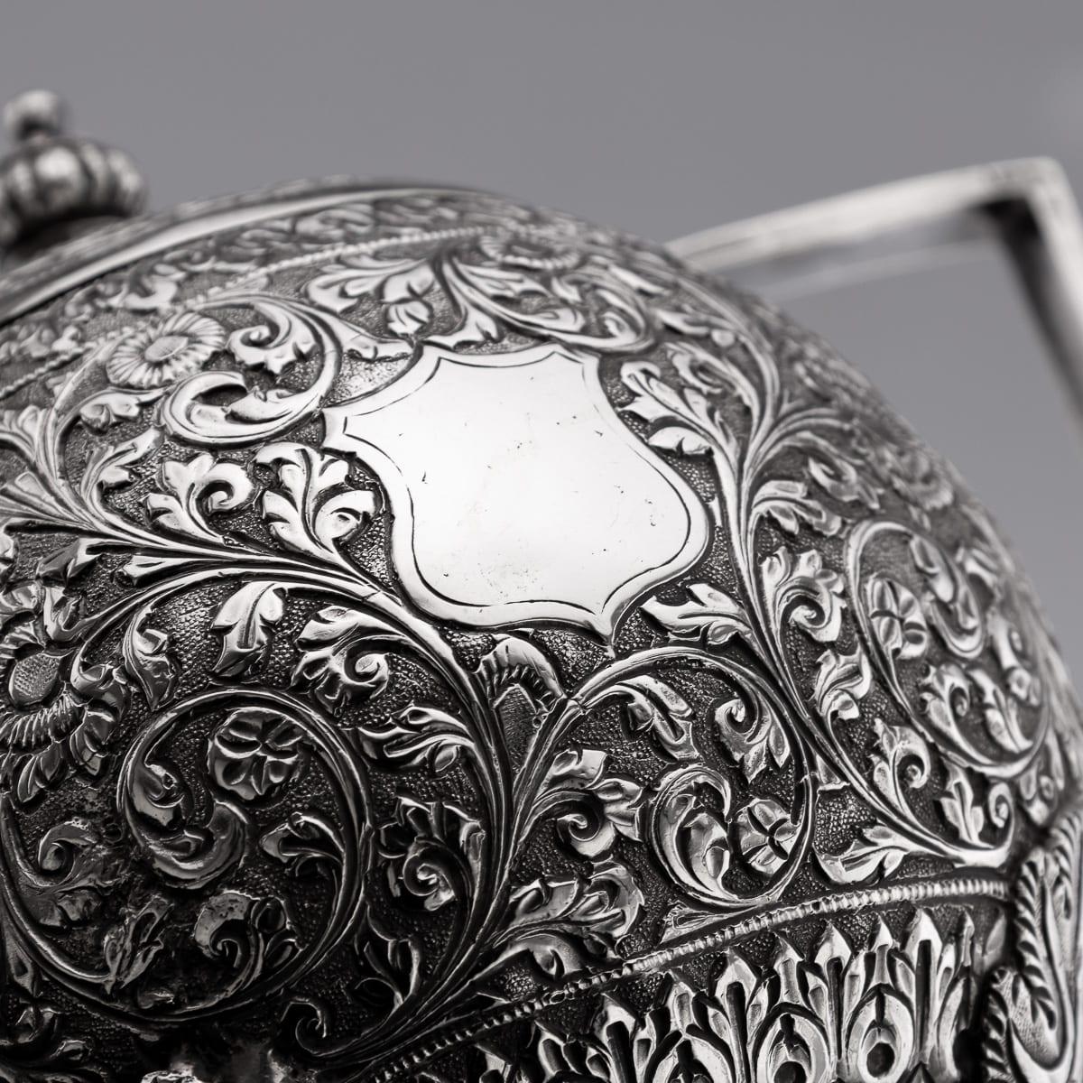 Antique 19th Century Indian Kutch Solid Silver Teapot c.1890 For Sale 9