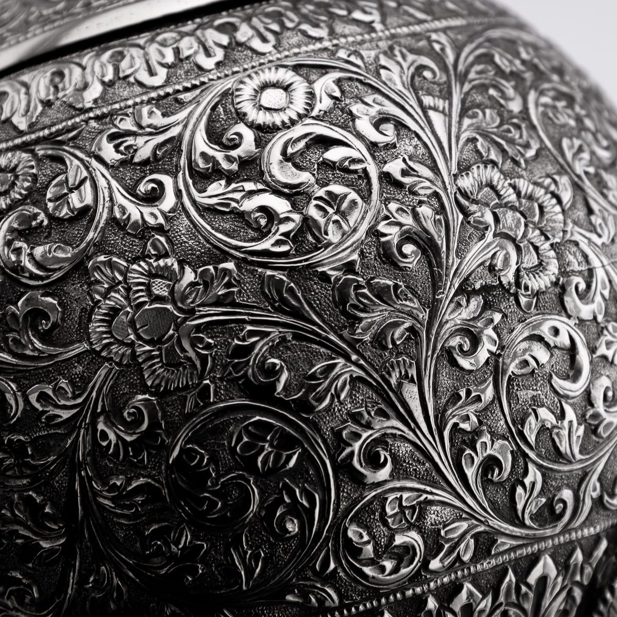 Antique 19th Century Indian Kutch Solid Silver Teapot c.1890 For Sale 14