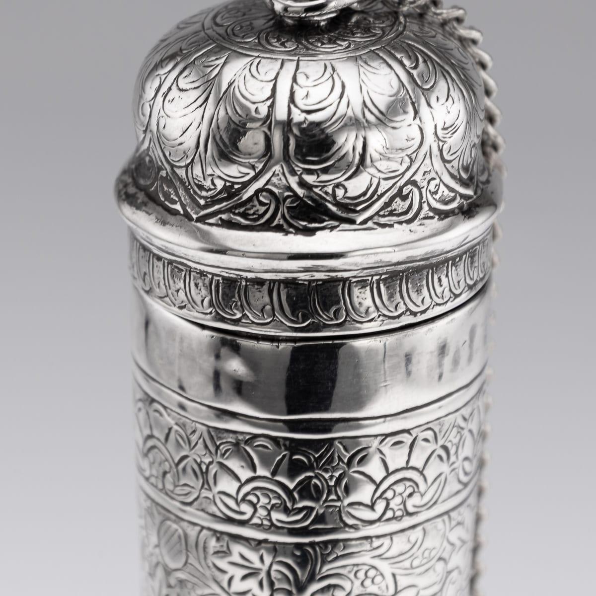 Antigua botella de agua Surahi de plata maciza india del siglo XIX, Lucknow c.1870 en venta 3