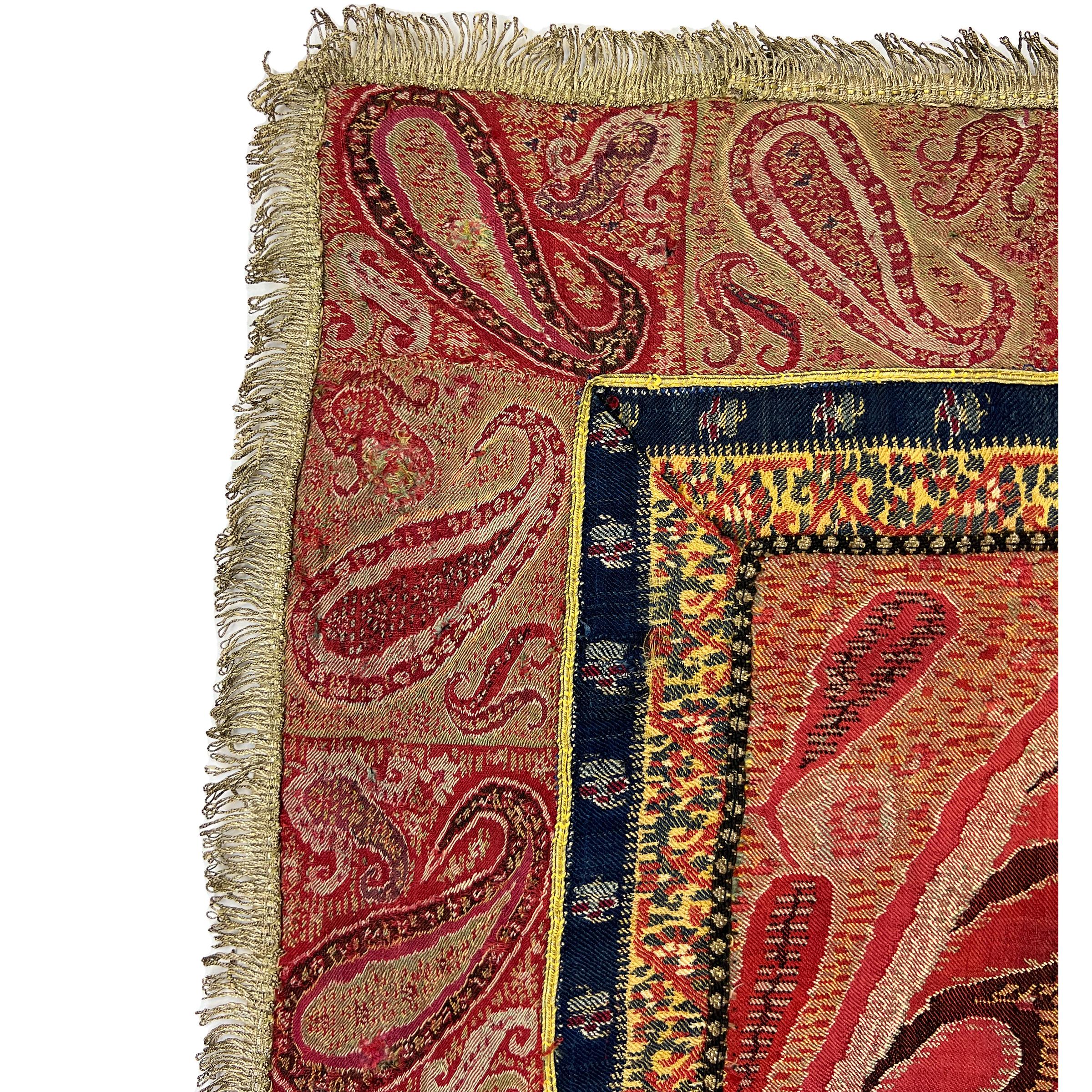Antique 19th Century Indian Textile Runner Boteh Design In Good Condition For Sale In London, GB